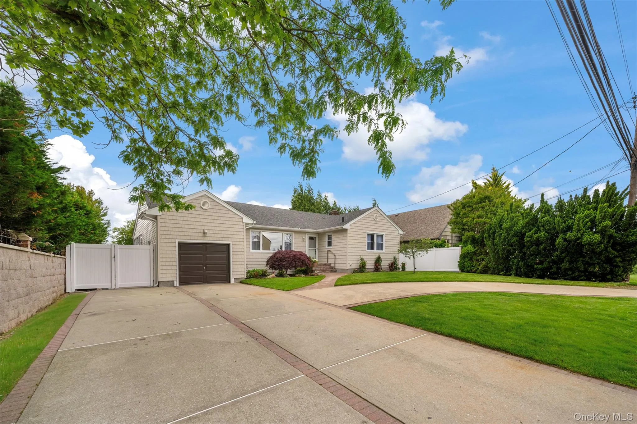 2716 Hewlett Avenue, Hempstead, NY, 3 Bedrooms Bedrooms, 7 Rooms Rooms,2 BathroomsBathrooms,Residential,For Rent,Hewlett,0,967481 2716 Hewlett Avenue, Hempstead, NY, 3 Bedrooms Bedrooms, 7 Rooms Rooms,2 BathroomsBathrooms,Residential,For Rent,Hewlett,0,967481
