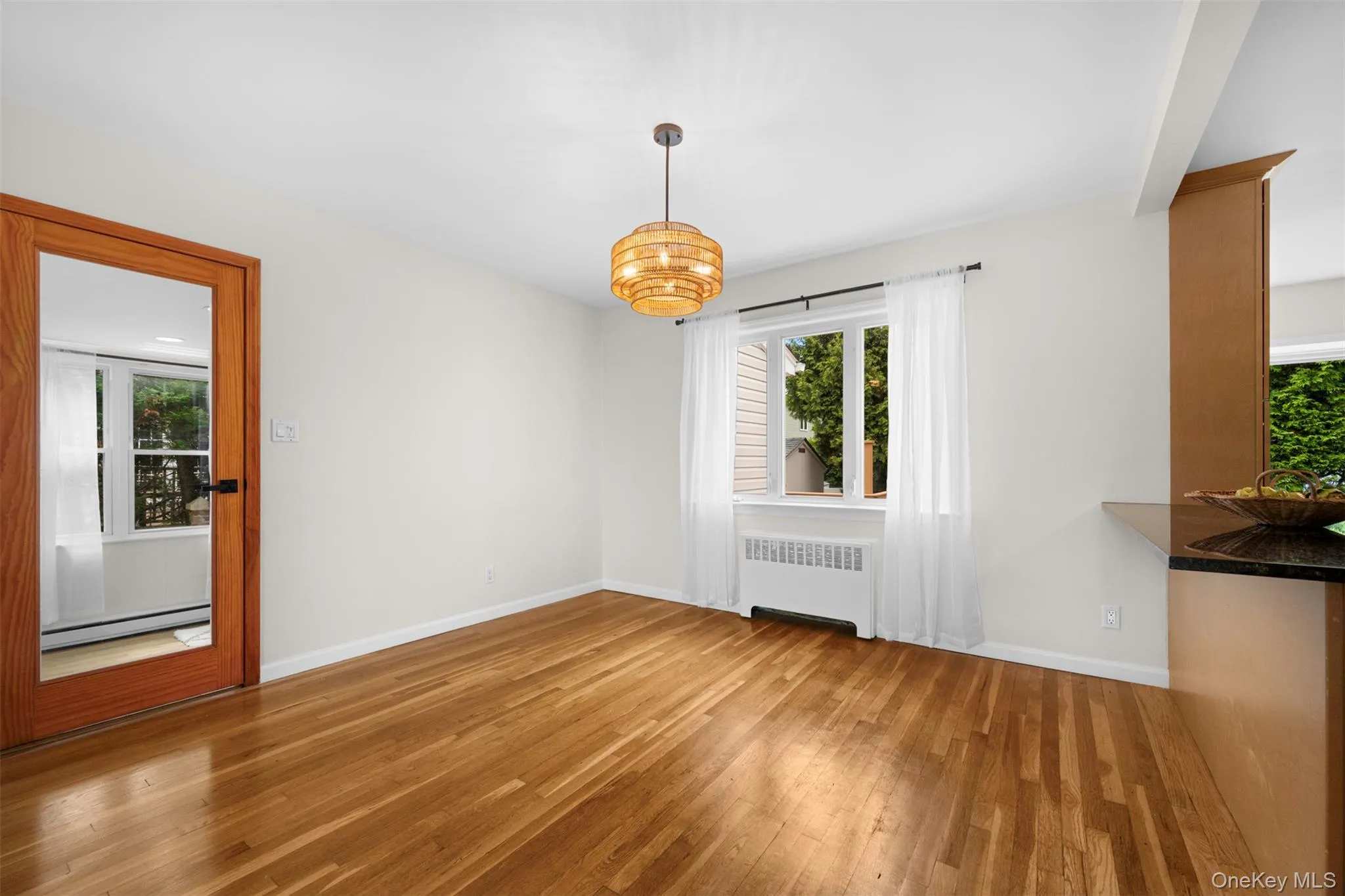 2716 Hewlett Avenue, Hempstead, NY, 3 Bedrooms Bedrooms, 7 Rooms Rooms,2 BathroomsBathrooms,Residential,For Rent,Hewlett,0,967481 2716 Hewlett Avenue, Hempstead, NY, 3 Bedrooms Bedrooms, 7 Rooms Rooms,2 BathroomsBathrooms,Residential,For Rent,Hewlett,0,967481