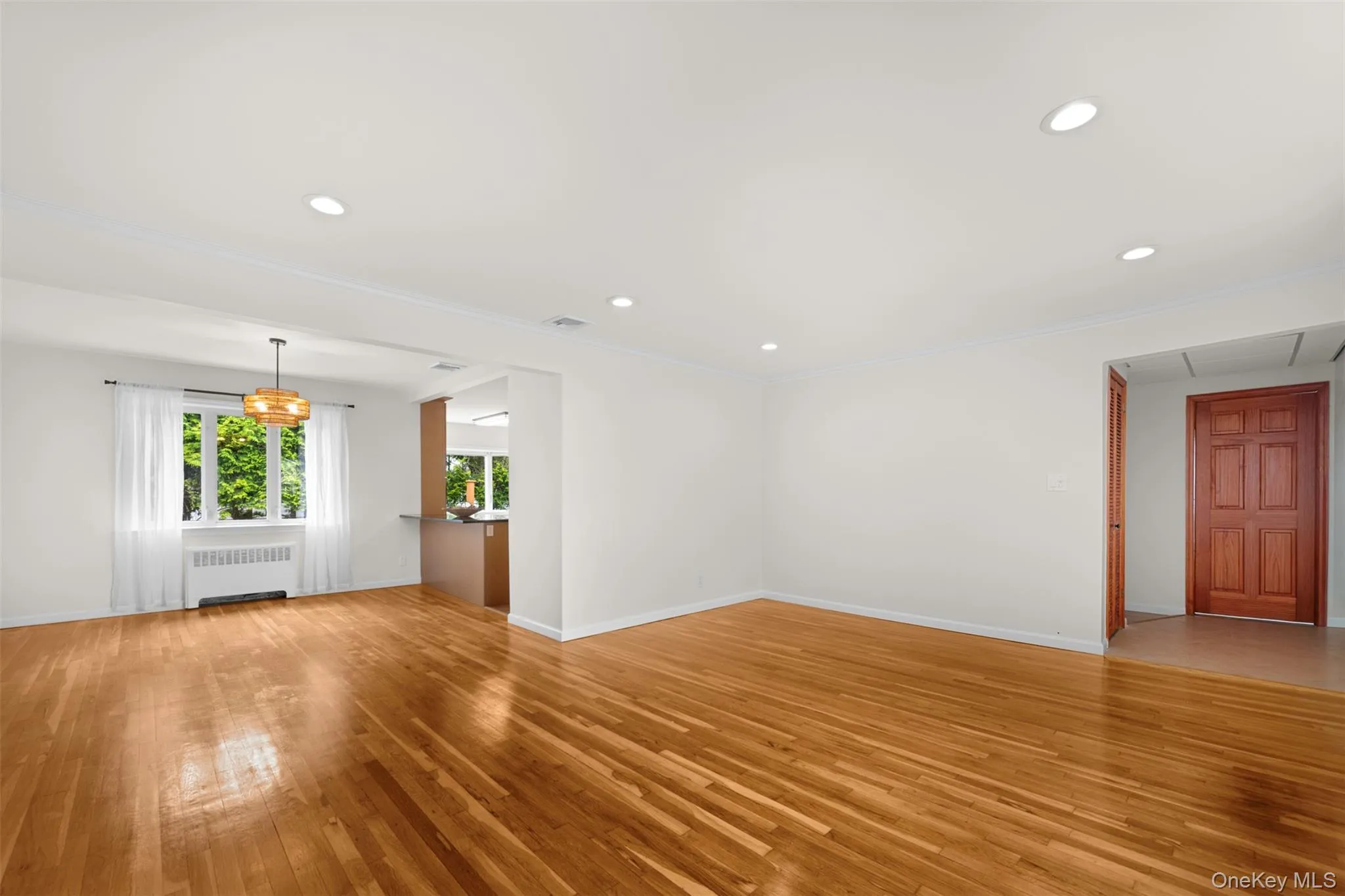 2716 Hewlett Avenue, Hempstead, NY, 3 Bedrooms Bedrooms, 7 Rooms Rooms,2 BathroomsBathrooms,Residential,For Rent,Hewlett,0,967481 2716 Hewlett Avenue, Hempstead, NY, 3 Bedrooms Bedrooms, 7 Rooms Rooms,2 BathroomsBathrooms,Residential,For Rent,Hewlett,0,967481