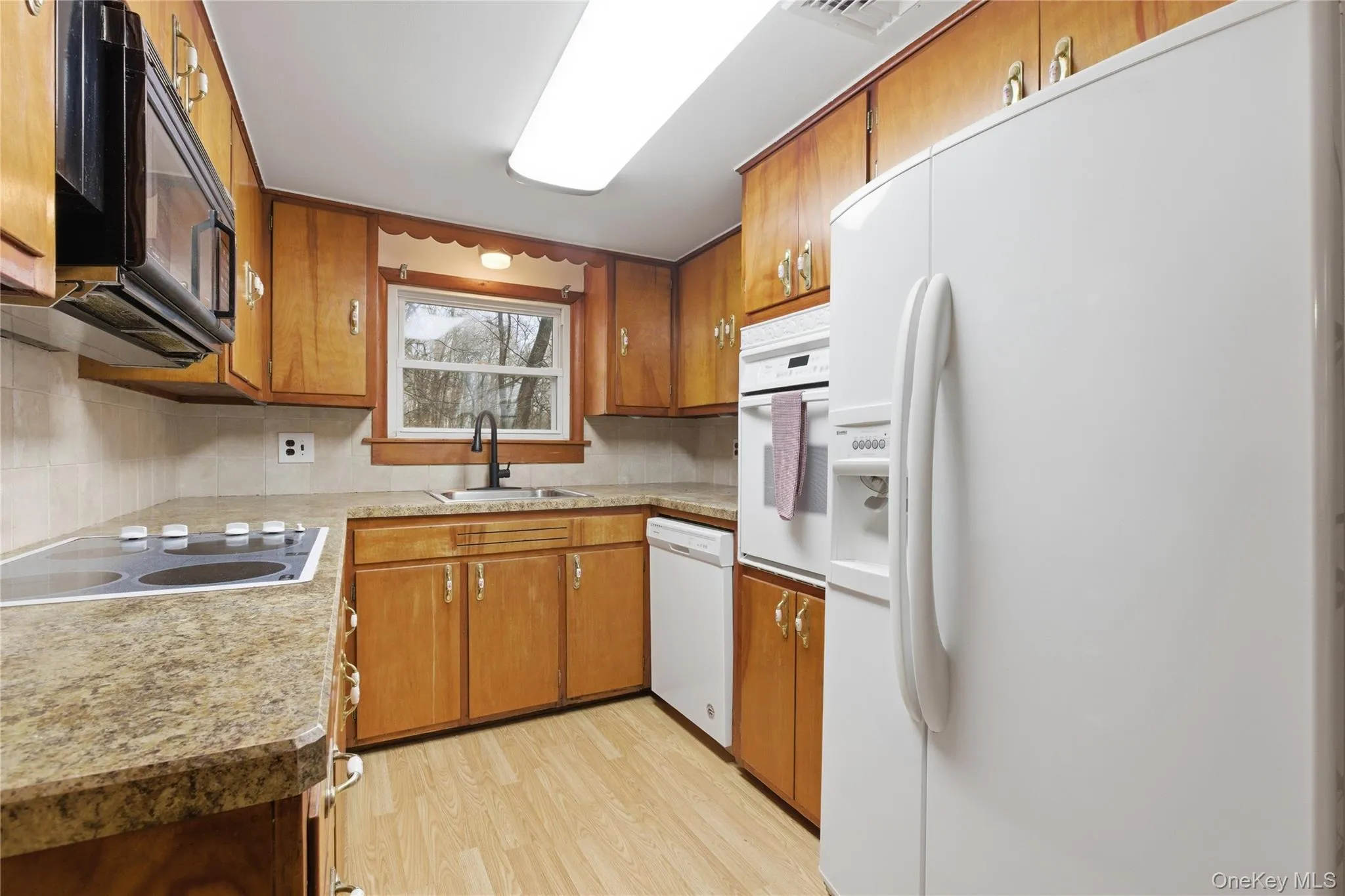 19 King Street, Cortlandt, NY, 2 Bedrooms Bedrooms, 5 Rooms Rooms,1 BathroomBathrooms,Residential Lease,For Rent,King,0,967483 19 King Street, Cortlandt, NY, 2 Bedrooms Bedrooms, 5 Rooms Rooms,1 BathroomBathrooms,Residential Lease,For Rent,King,0,967483