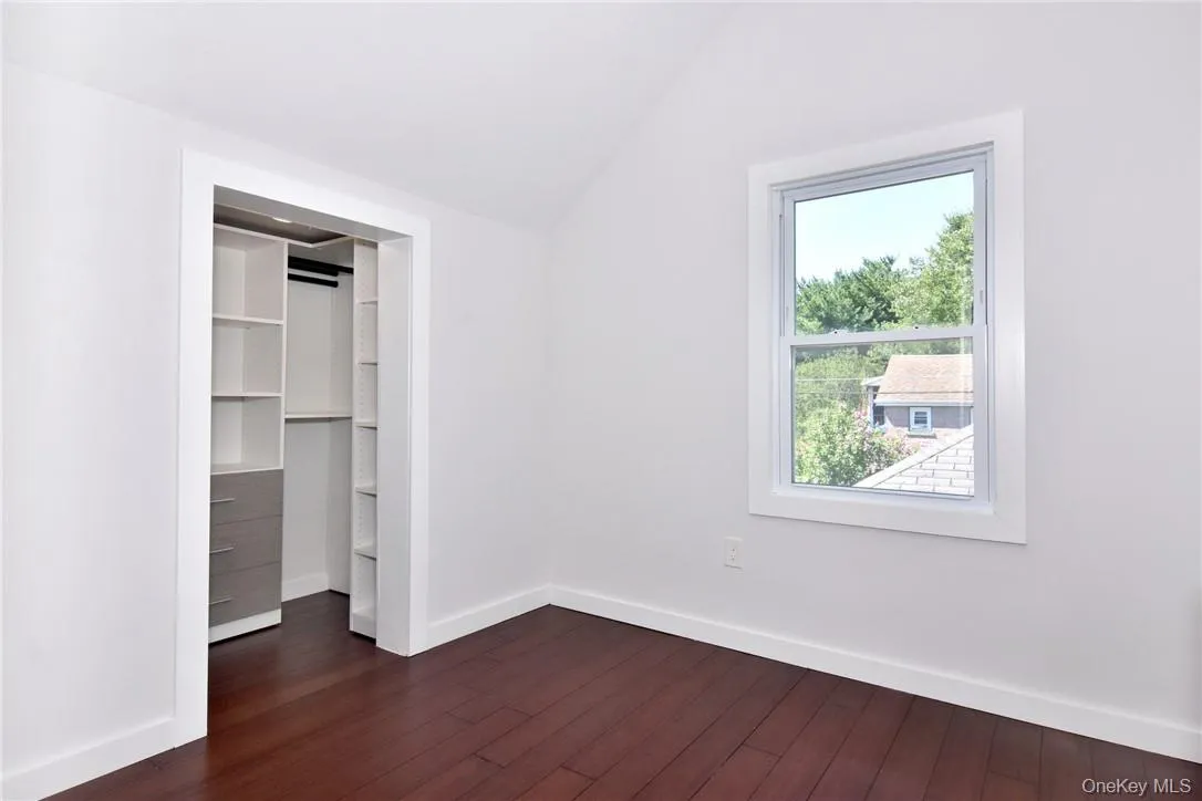 292 Farragut Avenue, Greenburgh, NY, 2 Bedrooms Bedrooms, 4 Rooms Rooms,1 BathroomBathrooms,Residential Lease,For Rent,Farragut,0,967509 292 Farragut Avenue, Greenburgh, NY, 2 Bedrooms Bedrooms, 4 Rooms Rooms,1 BathroomBathrooms,Residential Lease,For Rent,Farragut,0,967509