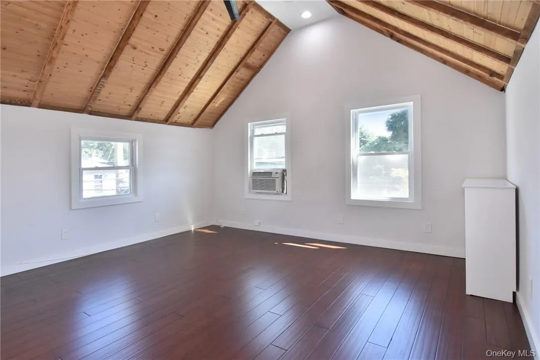 292 Farragut Avenue, Greenburgh, NY, 2 Bedrooms Bedrooms, 4 Rooms Rooms,1 BathroomBathrooms,Residential Lease,For Rent,Farragut,0,967509 292 Farragut Avenue, Greenburgh, NY, 2 Bedrooms Bedrooms, 4 Rooms Rooms,1 BathroomBathrooms,Residential Lease,For Rent,Farragut,0,967509