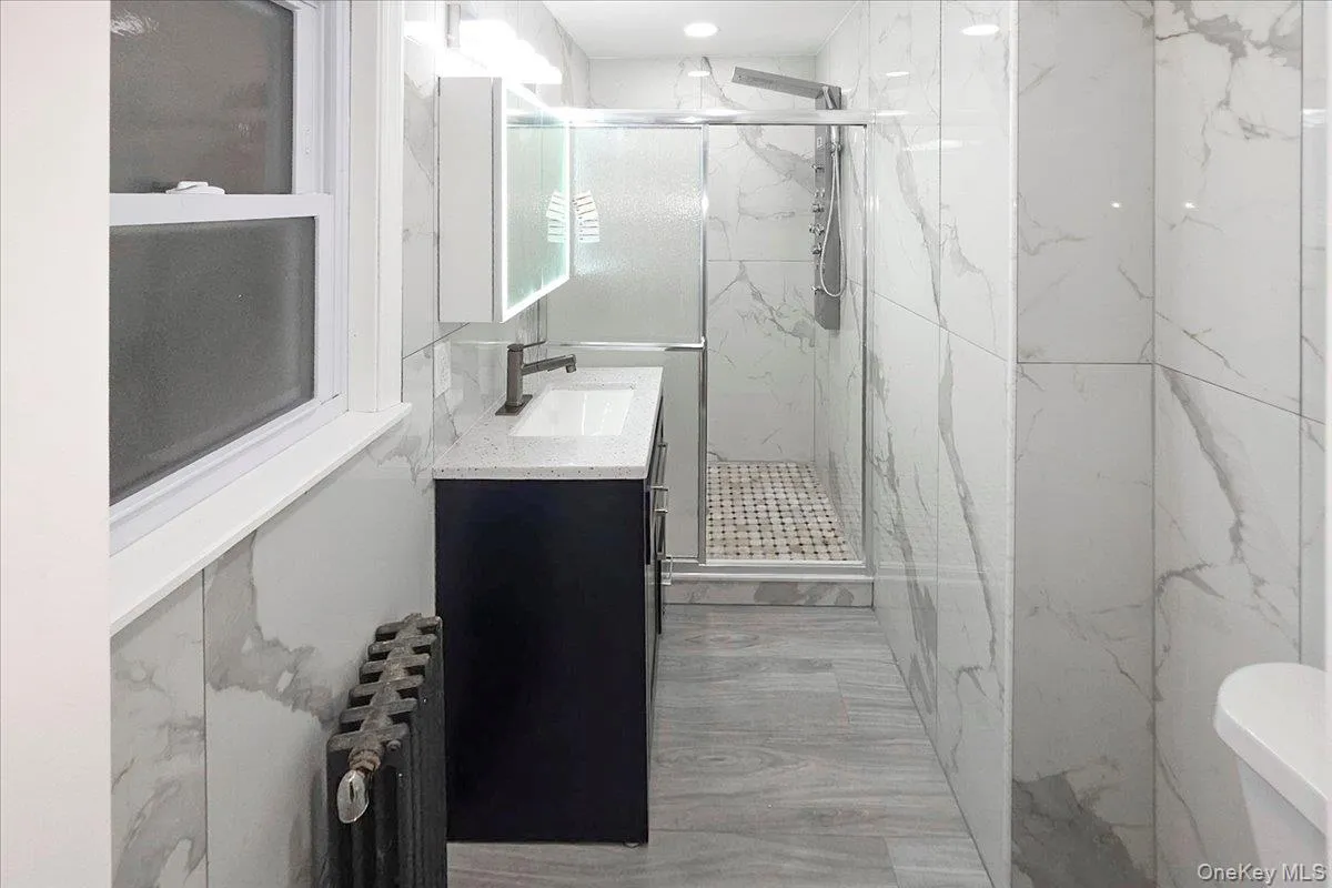 10973 200th Street, New York, NY, 3 Bedrooms Bedrooms, 12 Rooms Rooms,3 BathroomsBathrooms,Residential,For Rent,200th,0,967537 10973 200th Street, New York, NY, 3 Bedrooms Bedrooms, 12 Rooms Rooms,3 BathroomsBathrooms,Residential,For Rent,200th,0,967537