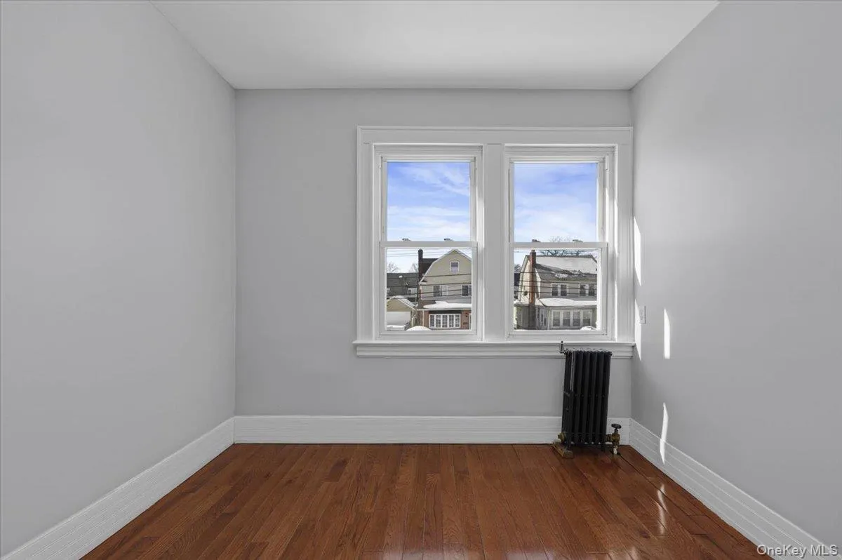 10973 200th Street, New York, NY, 3 Bedrooms Bedrooms, 12 Rooms Rooms,3 BathroomsBathrooms,Residential,For Rent,200th,0,967537 10973 200th Street, New York, NY, 3 Bedrooms Bedrooms, 12 Rooms Rooms,3 BathroomsBathrooms,Residential,For Rent,200th,0,967537