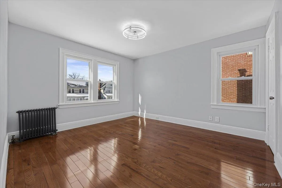 10973 200th Street, New York, NY, 3 Bedrooms Bedrooms, 12 Rooms Rooms,3 BathroomsBathrooms,Residential,For Rent,200th,0,967537 10973 200th Street, New York, NY, 3 Bedrooms Bedrooms, 12 Rooms Rooms,3 BathroomsBathrooms,Residential,For Rent,200th,0,967537