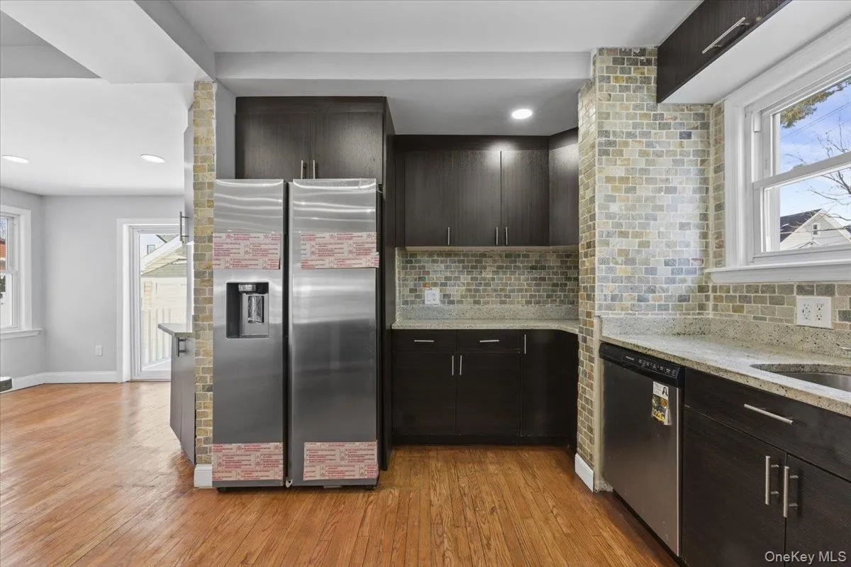 10973 200th Street, New York, NY, 3 Bedrooms Bedrooms, 12 Rooms Rooms,3 BathroomsBathrooms,Residential,For Rent,200th,0,967537 10973 200th Street, New York, NY, 3 Bedrooms Bedrooms, 12 Rooms Rooms,3 BathroomsBathrooms,Residential,For Rent,200th,0,967537