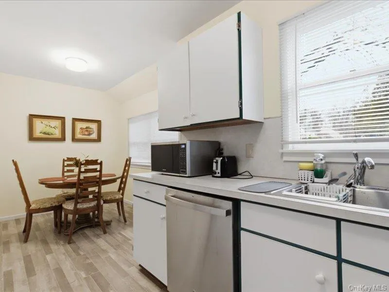 177 Heritage Hills, Somers, NY, 1 Bedroom Bedrooms, 4 Rooms Rooms,1 BathroomBathrooms,Residential Lease,For Rent,Heritage,0,967543 177 Heritage Hills, Somers, NY, 1 Bedroom Bedrooms, 4 Rooms Rooms,1 BathroomBathrooms,Residential Lease,For Rent,Heritage,0,967543