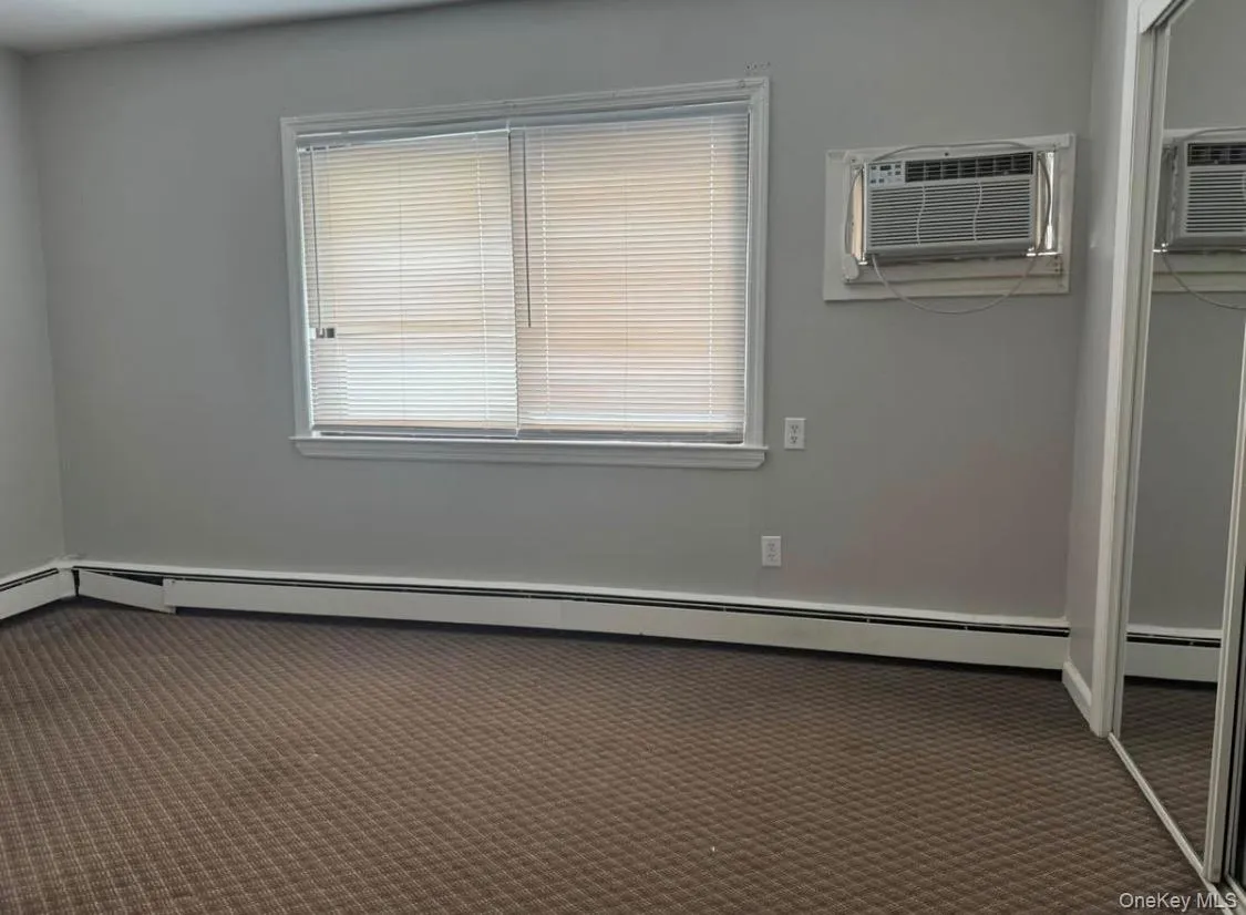 202 N Idaho Ave, Oyster Bay, NY, 1 Bedroom Bedrooms, 3 Rooms Rooms,1 BathroomBathrooms,Residential Lease,For Rent,N Idaho Ave,0,967547 202 N Idaho Ave, Oyster Bay, NY, 1 Bedroom Bedrooms, 3 Rooms Rooms,1 BathroomBathrooms,Residential Lease,For Rent,N Idaho Ave,0,967547