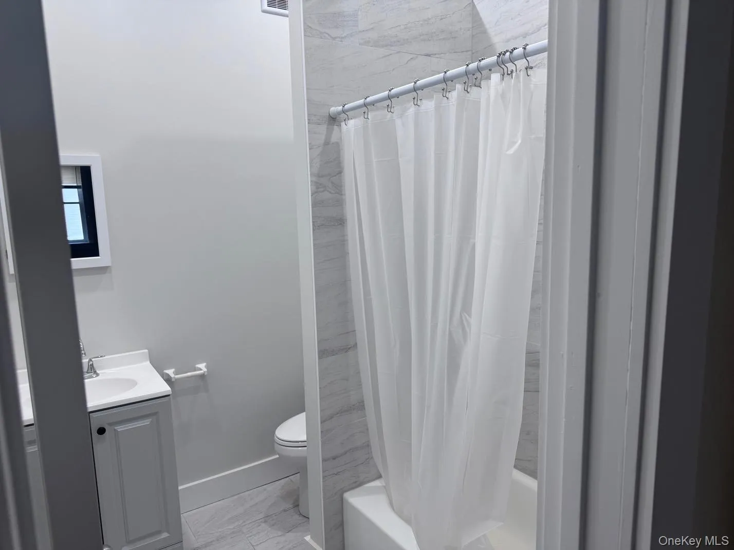 62 Jerusalem Avenue, Oyster Bay, NY, 1 Bedroom Bedrooms, 4 Rooms Rooms,1 BathroomBathrooms,Residential Lease,For Rent,Jerusalem,0,967553 62 Jerusalem Avenue, Oyster Bay, NY, 1 Bedroom Bedrooms, 4 Rooms Rooms,1 BathroomBathrooms,Residential Lease,For Rent,Jerusalem,0,967553