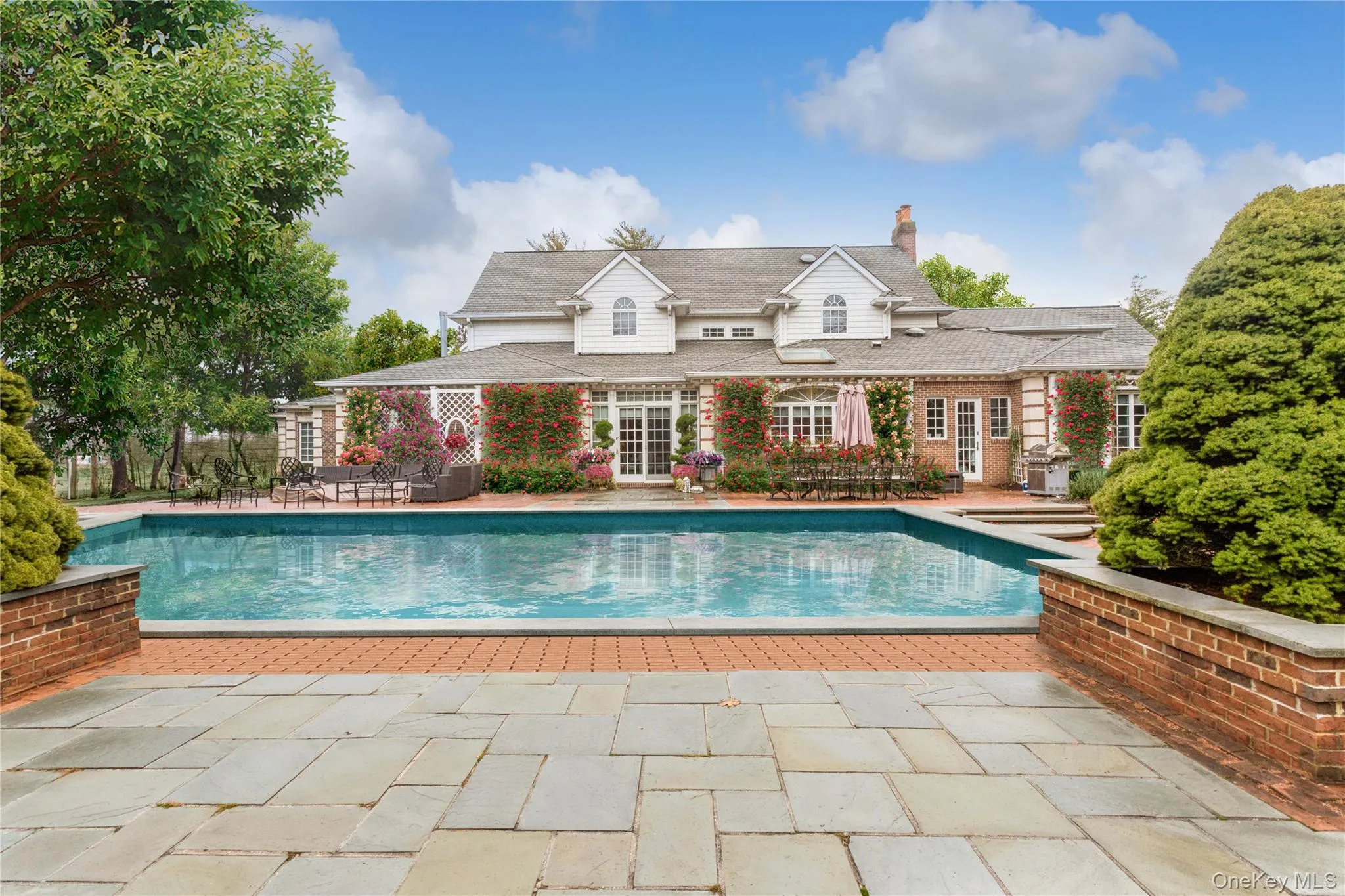 85 Eleventh Street, Hempstead, NY, 7 Bedrooms Bedrooms, 16 Rooms Rooms,6 BathroomsBathrooms,Residential,For Rent,Eleventh,0,967556 85 Eleventh Street, Hempstead, NY, 7 Bedrooms Bedrooms, 16 Rooms Rooms,6 BathroomsBathrooms,Residential,For Rent,Eleventh,0,967556