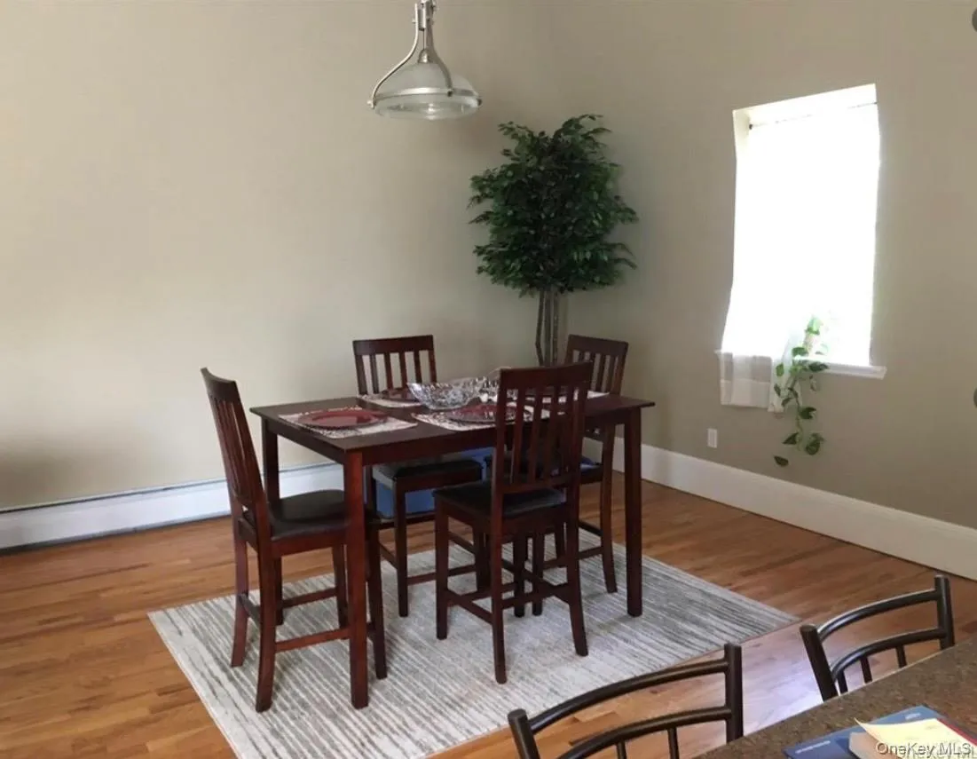 179 Main Street, Beacon, NY, 1 Bedroom Bedrooms, 3 Rooms Rooms,1 BathroomBathrooms,Residential Lease,For Rent,Main,0,967564 179 Main Street, Beacon, NY, 1 Bedroom Bedrooms, 3 Rooms Rooms,1 BathroomBathrooms,Residential Lease,For Rent,Main,0,967564