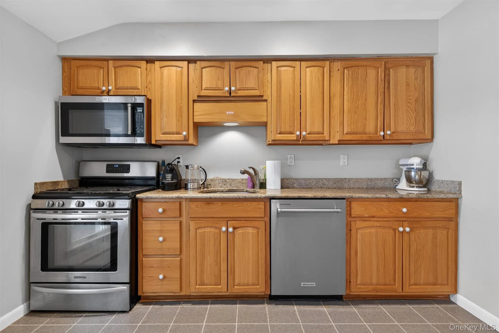 9 Eros Drive, Ramapo, NY, 4 Bedrooms Bedrooms, 8 Rooms Rooms,2 BathroomsBathrooms,Residential Sale,For Rent,Eros,0,967566 9 Eros Drive, Ramapo, NY, 4 Bedrooms Bedrooms, 8 Rooms Rooms,2 BathroomsBathrooms,Residential Sale,For Rent,Eros,0,967566