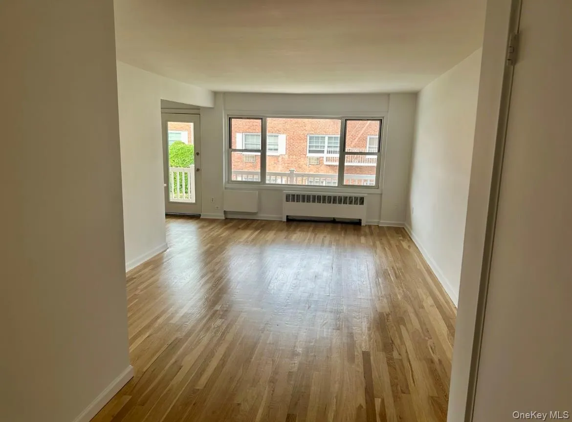 31 Maple Avenue, Greenburgh, NY, 1 Bedroom Bedrooms, 4 Rooms Rooms,1 BathroomBathrooms,Residential Lease,For Rent,Maple,0,967594 31 Maple Avenue, Greenburgh, NY, 1 Bedroom Bedrooms, 4 Rooms Rooms,1 BathroomBathrooms,Residential Lease,For Rent,Maple,0,967594