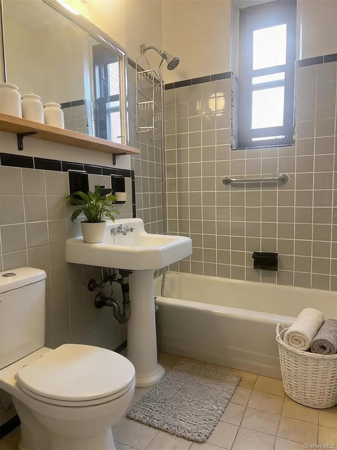 139-15 83rd Avenue, New York, NY, 1 Bedroom Bedrooms, 3 Rooms Rooms,1 BathroomBathrooms,Residential,For Rent,83rd,0,967598 139-15 83rd Avenue, New York, NY, 1 Bedroom Bedrooms, 3 Rooms Rooms,1 BathroomBathrooms,Residential,For Rent,83rd,0,967598