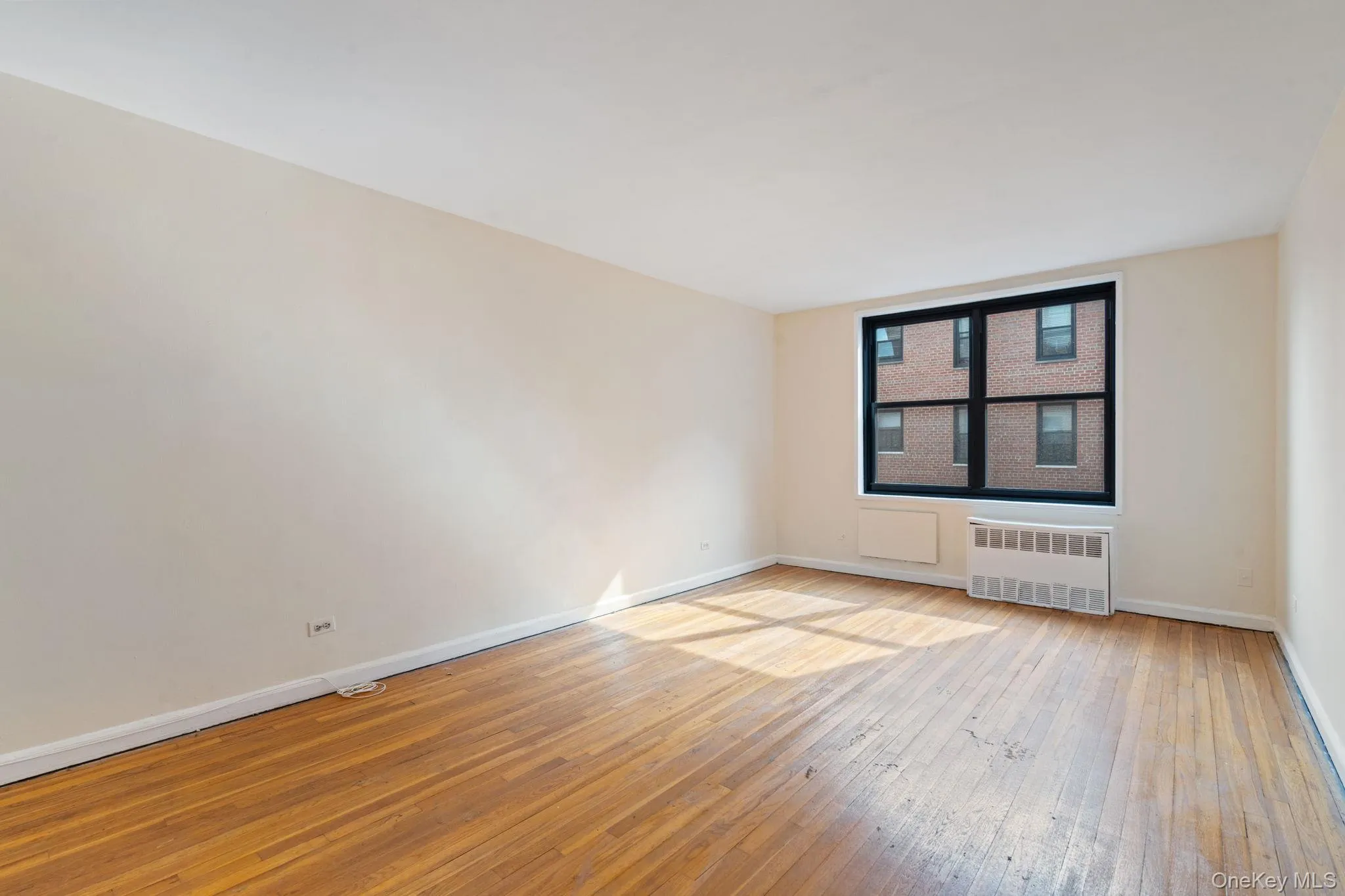 139-15 83rd Avenue, New York, NY, 1 Bedroom Bedrooms, 3 Rooms Rooms,1 BathroomBathrooms,Residential,For Rent,83rd,0,967598 139-15 83rd Avenue, New York, NY, 1 Bedroom Bedrooms, 3 Rooms Rooms,1 BathroomBathrooms,Residential,For Rent,83rd,0,967598