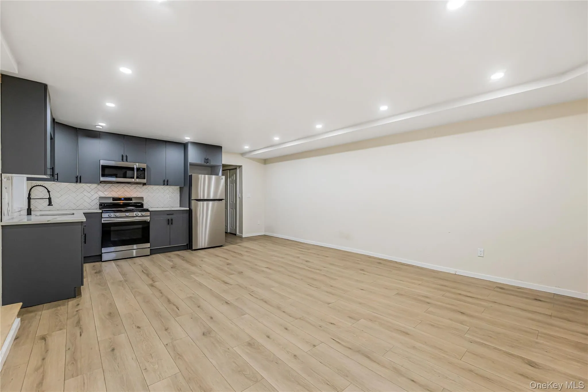 Kitchen/living area Kitchen/living area