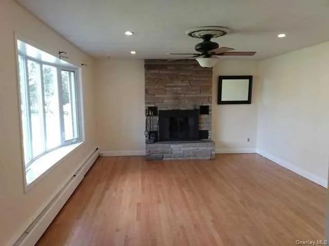 307 Wildwood Drive, Fishkill, NY, 2 Bedrooms Bedrooms, 4 Rooms Rooms,1 BathroomBathrooms,Residential Lease,For Rent,Wildwood,0,967608 307 Wildwood Drive, Fishkill, NY, 2 Bedrooms Bedrooms, 4 Rooms Rooms,1 BathroomBathrooms,Residential Lease,For Rent,Wildwood,0,967608