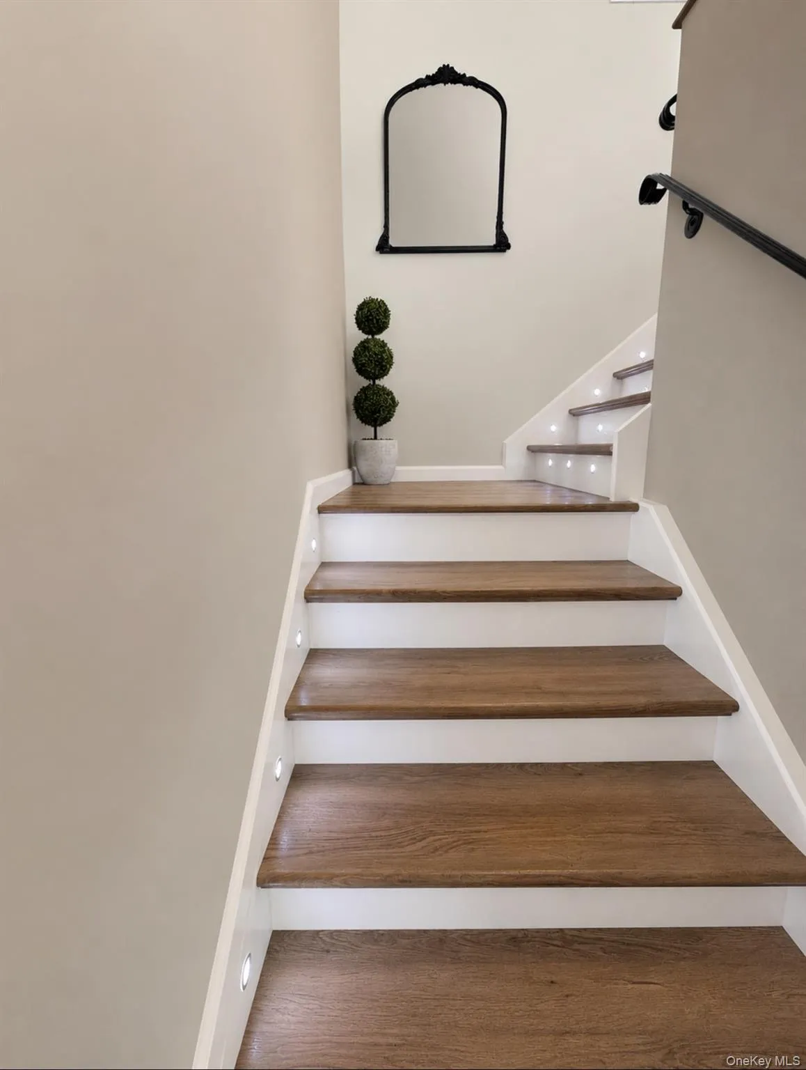 251 Arthur Street, Hempstead, NY, 5 Bedrooms Bedrooms, 12 Rooms Rooms,3 BathroomsBathrooms,Residential,For Rent,Arthur,0,967641 251 Arthur Street, Hempstead, NY, 5 Bedrooms Bedrooms, 12 Rooms Rooms,3 BathroomsBathrooms,Residential,For Rent,Arthur,0,967641