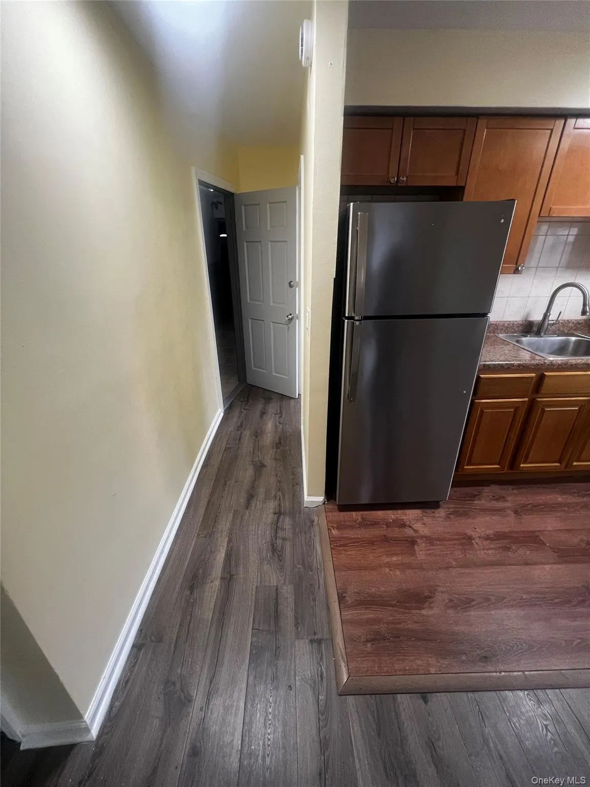 2113 Chatterton Avenue, New York, NY, 2 Bedrooms Bedrooms, 4 Rooms Rooms,1 BathroomBathrooms,Residential Lease,For Rent,Chatterton,0,967643 2113 Chatterton Avenue, New York, NY, 2 Bedrooms Bedrooms, 4 Rooms Rooms,1 BathroomBathrooms,Residential Lease,For Rent,Chatterton,0,967643