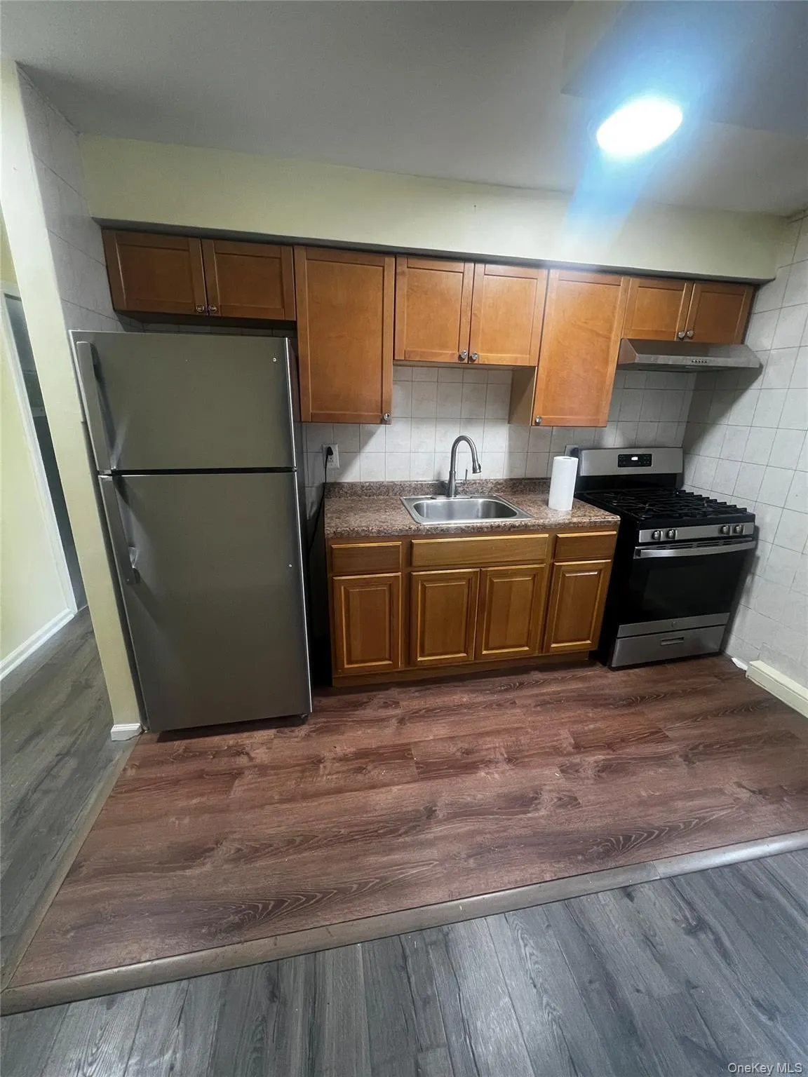 2113 Chatterton Avenue, New York, NY, 2 Bedrooms Bedrooms, 4 Rooms Rooms,1 BathroomBathrooms,Residential Lease,For Rent,Chatterton,0,967643 2113 Chatterton Avenue, New York, NY, 2 Bedrooms Bedrooms, 4 Rooms Rooms,1 BathroomBathrooms,Residential Lease,For Rent,Chatterton,0,967643