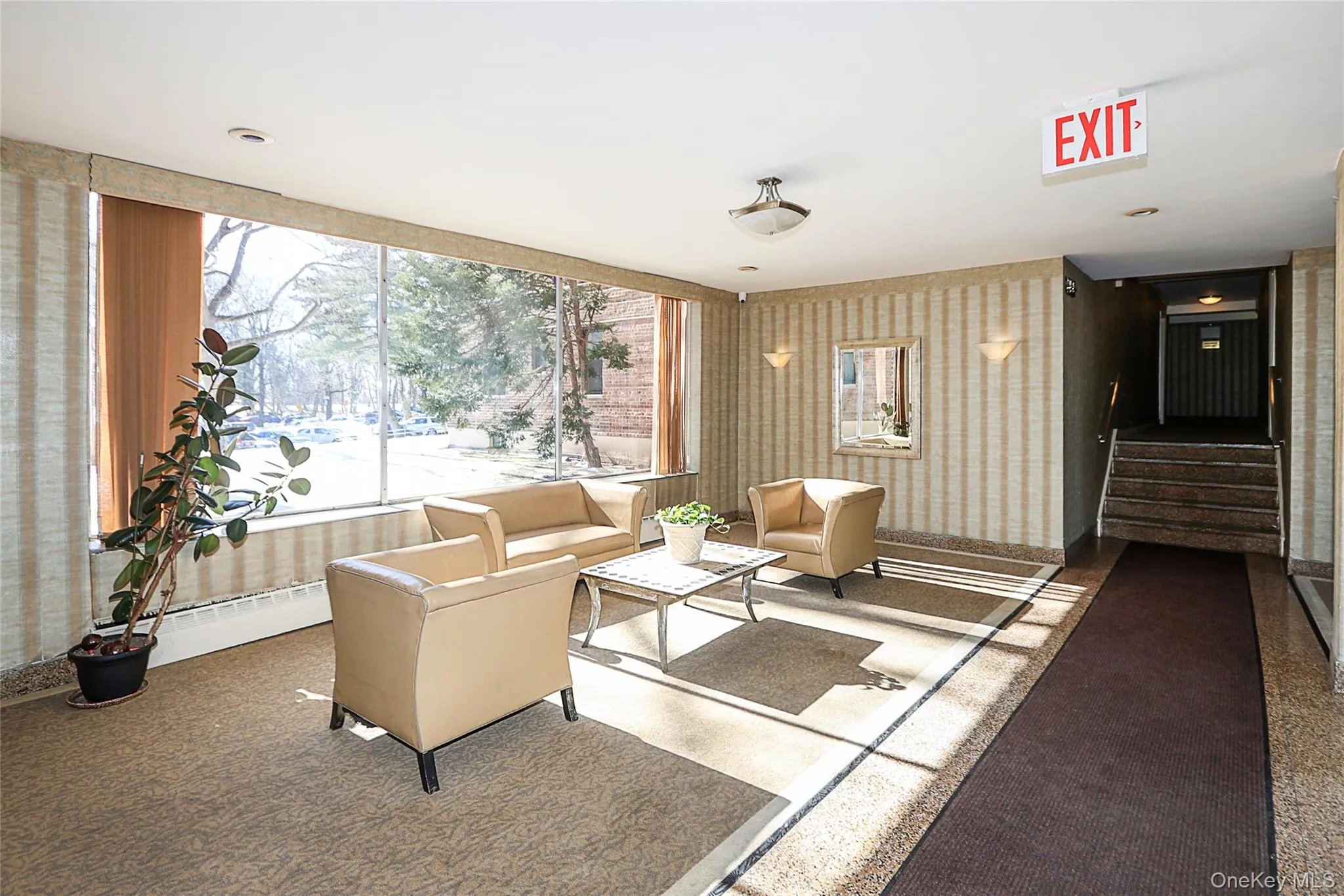 224-24 Union Turnpike, New York, NY, 2 Bedrooms Bedrooms, 4 Rooms Rooms,1 BathroomBathrooms,Residential,For Rent,Union,0,967659 224-24 Union Turnpike, New York, NY, 2 Bedrooms Bedrooms, 4 Rooms Rooms,1 BathroomBathrooms,Residential,For Rent,Union,0,967659