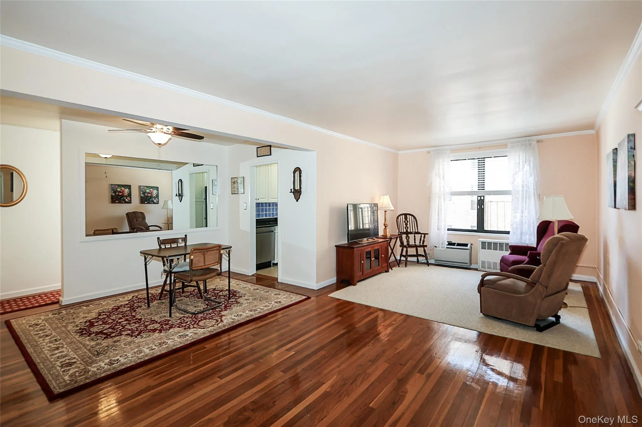 224-24 Union Turnpike, New York, NY, 2 Bedrooms Bedrooms, 4 Rooms Rooms,1 BathroomBathrooms,Residential,For Rent,Union,0,967659 224-24 Union Turnpike, New York, NY, 2 Bedrooms Bedrooms, 4 Rooms Rooms,1 BathroomBathrooms,Residential,For Rent,Union,0,967659