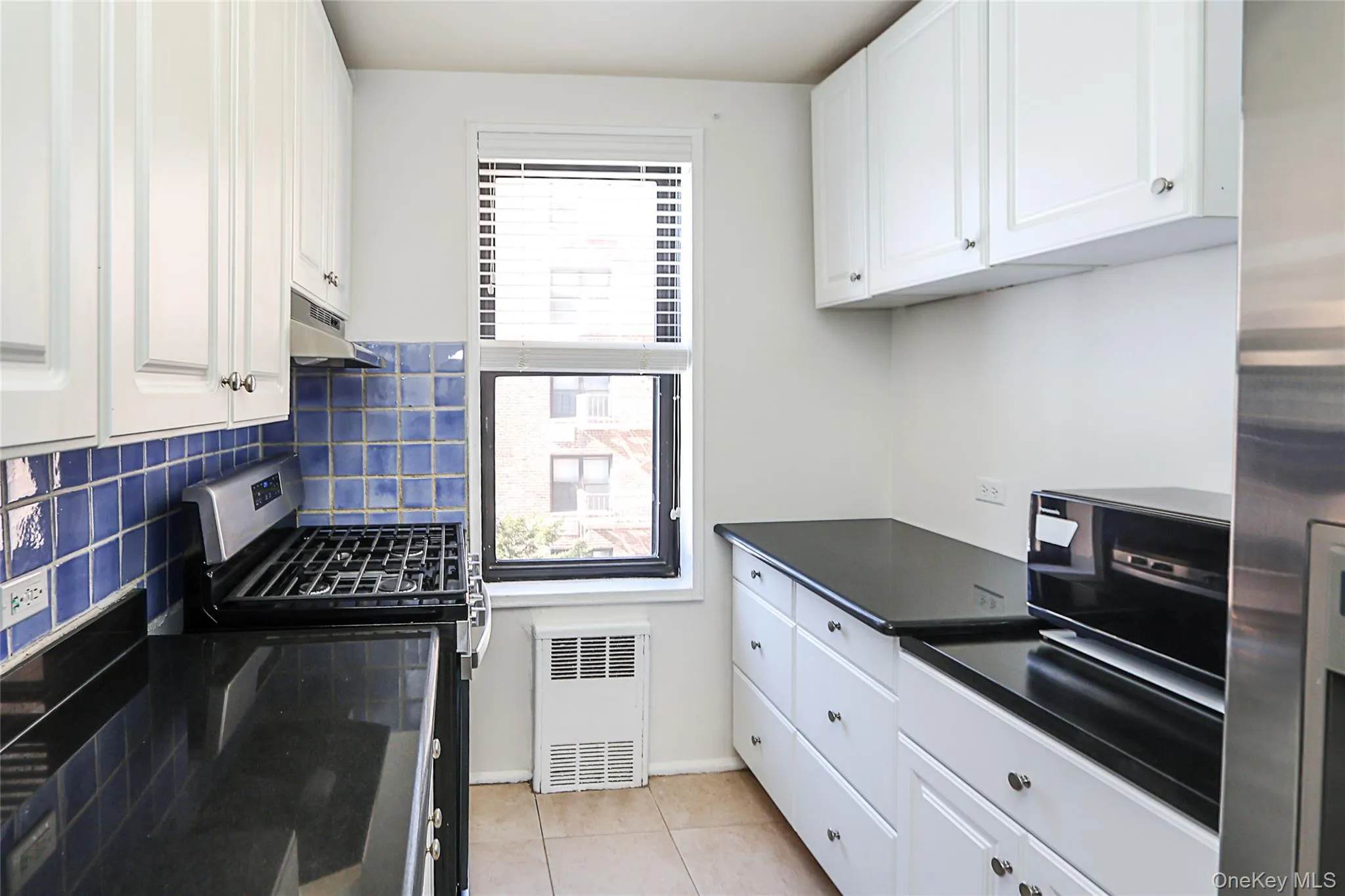 224-24 Union Turnpike, New York, NY, 2 Bedrooms Bedrooms, 4 Rooms Rooms,1 BathroomBathrooms,Residential,For Rent,Union,0,967659 224-24 Union Turnpike, New York, NY, 2 Bedrooms Bedrooms, 4 Rooms Rooms,1 BathroomBathrooms,Residential,For Rent,Union,0,967659