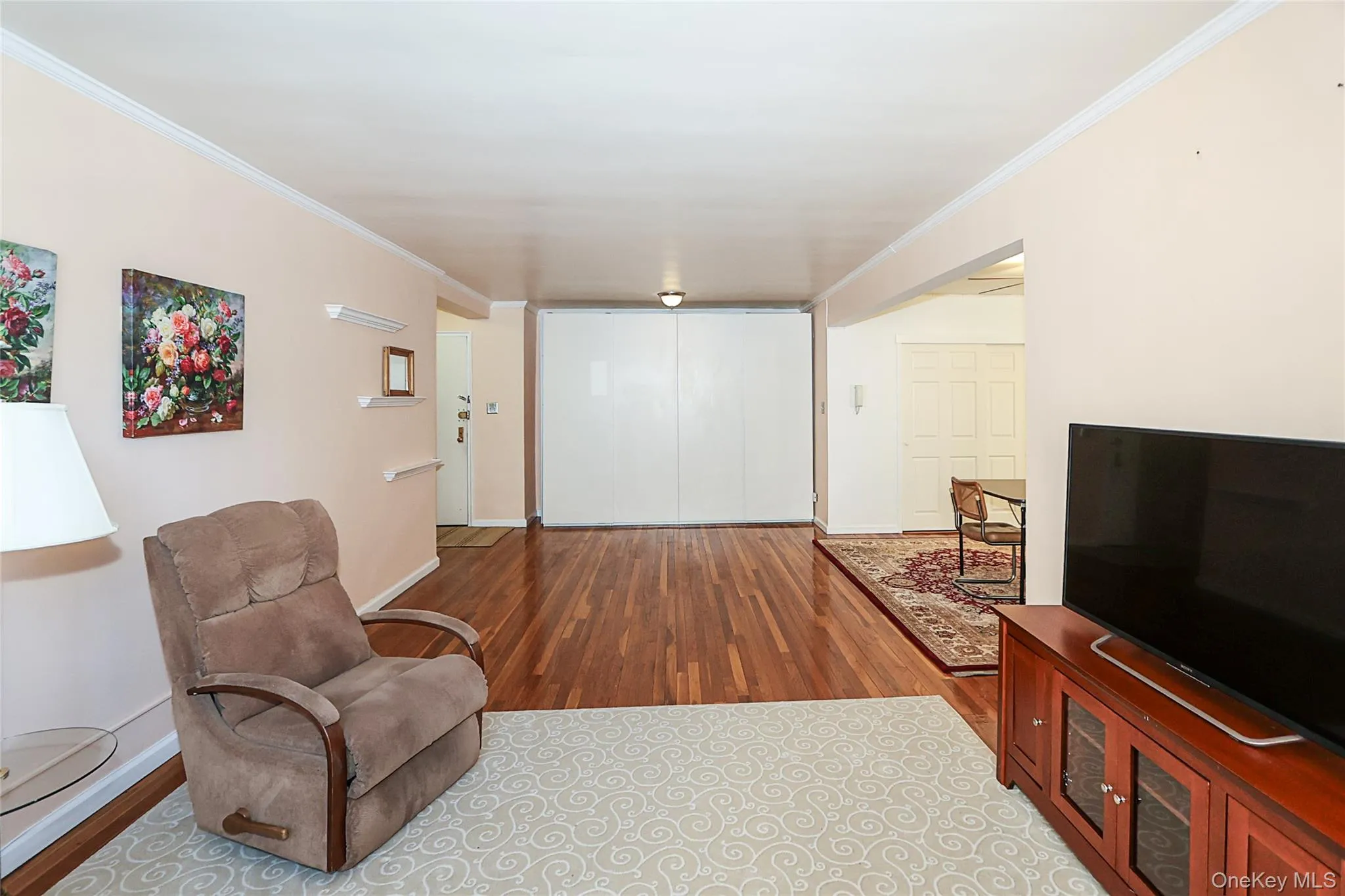 224-24 Union Turnpike, New York, NY, 2 Bedrooms Bedrooms, 4 Rooms Rooms,1 BathroomBathrooms,Residential,For Rent,Union,0,967659 224-24 Union Turnpike, New York, NY, 2 Bedrooms Bedrooms, 4 Rooms Rooms,1 BathroomBathrooms,Residential,For Rent,Union,0,967659