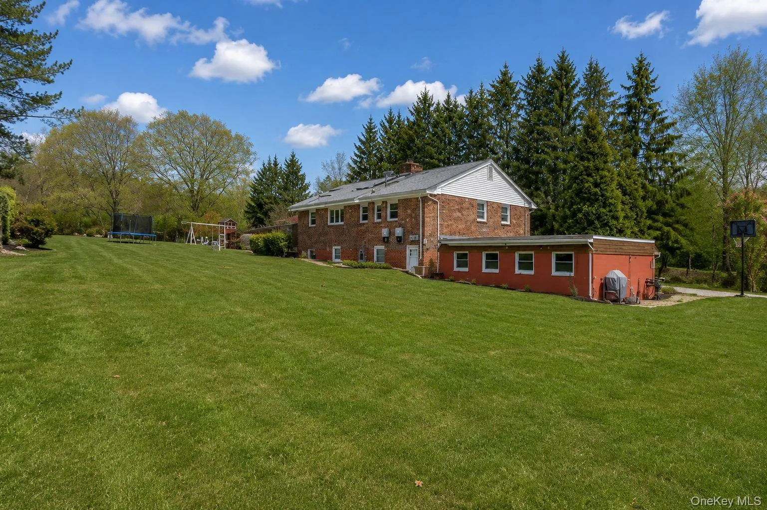 4 Kingsland Drive, Clarkstown, NY, 5 Bedrooms Bedrooms, 9 Rooms Rooms,3 BathroomsBathrooms,Residential,For Rent,Kingsland,0,967664 4 Kingsland Drive, Clarkstown, NY, 5 Bedrooms Bedrooms, 9 Rooms Rooms,3 BathroomsBathrooms,Residential,For Rent,Kingsland,0,967664