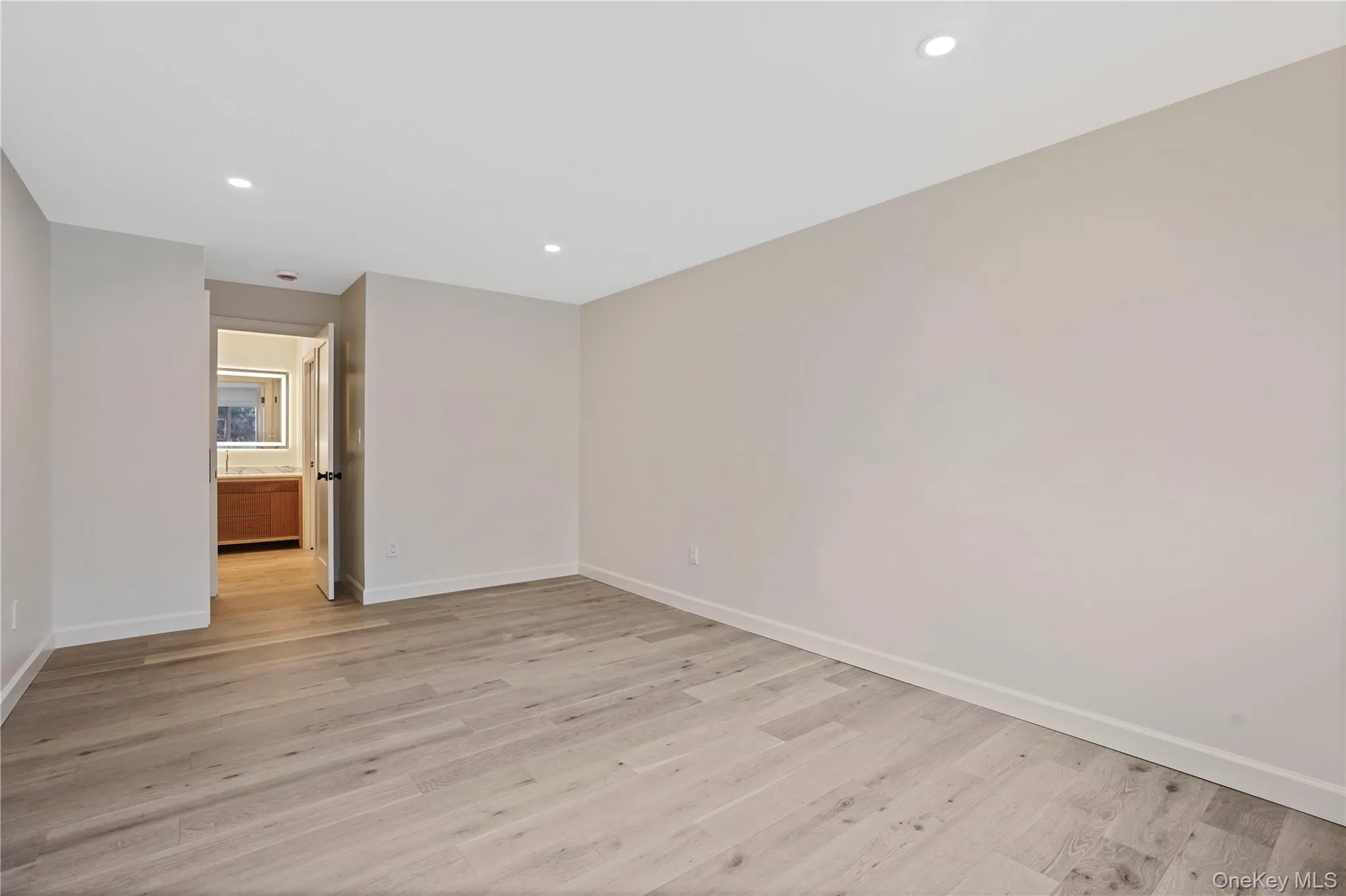 400 High Point Drive, Greenburgh, NY, 1 Bedroom Bedrooms, 4 Rooms Rooms,1 BathroomBathrooms,Residential Lease,For Rent,High Point,0,967671 400 High Point Drive, Greenburgh, NY, 1 Bedroom Bedrooms, 4 Rooms Rooms,1 BathroomBathrooms,Residential Lease,For Rent,High Point,0,967671