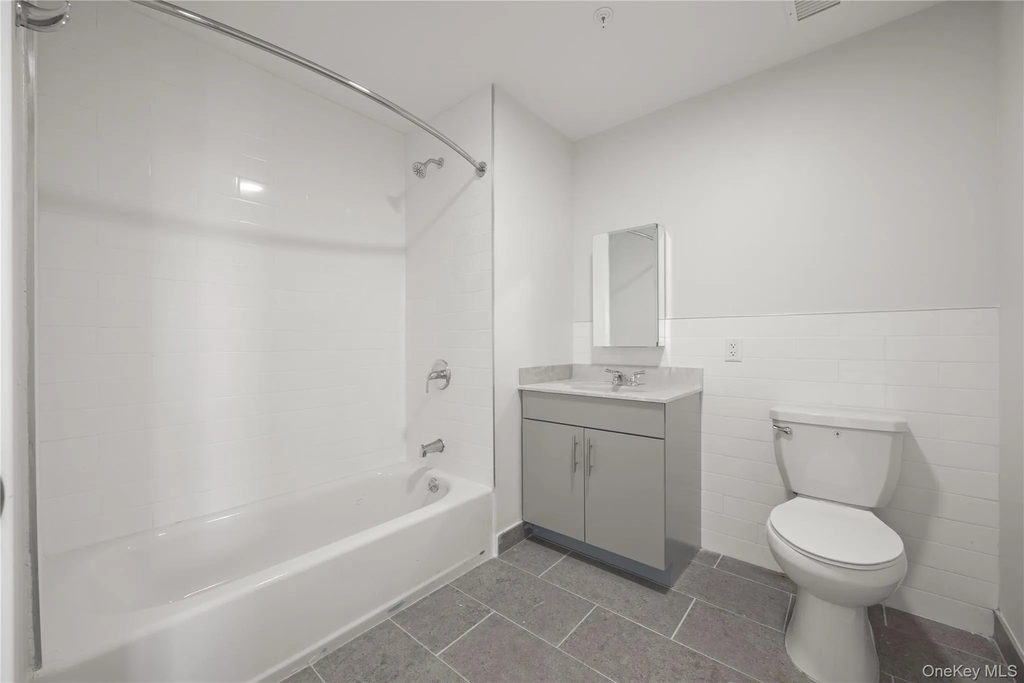 56 Prospect Street, Yonkers, NY, 2 Rooms Rooms,1 BathroomBathrooms,Residential Lease,For Rent,Prospect,0,967676 56 Prospect Street, Yonkers, NY, 2 Rooms Rooms,1 BathroomBathrooms,Residential Lease,For Rent,Prospect,0,967676