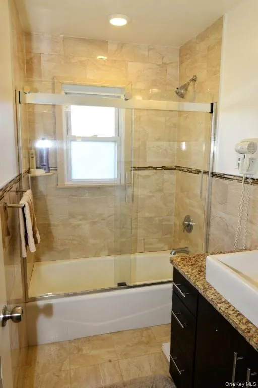 Bath Room Bath Room