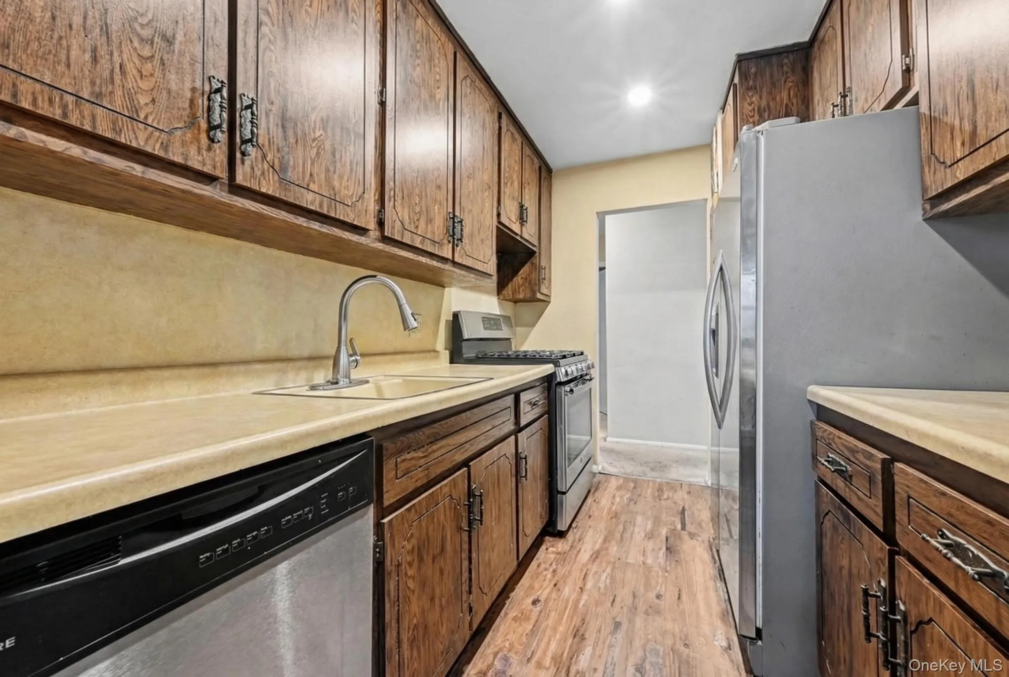 84-29 153rd Avenue, New York, NY, 3 Bedrooms Bedrooms, 8 Rooms Rooms,2 BathroomsBathrooms,Residential,For Rent,153rd,0,967701 84-29 153rd Avenue, New York, NY, 3 Bedrooms Bedrooms, 8 Rooms Rooms,2 BathroomsBathrooms,Residential,For Rent,153rd,0,967701