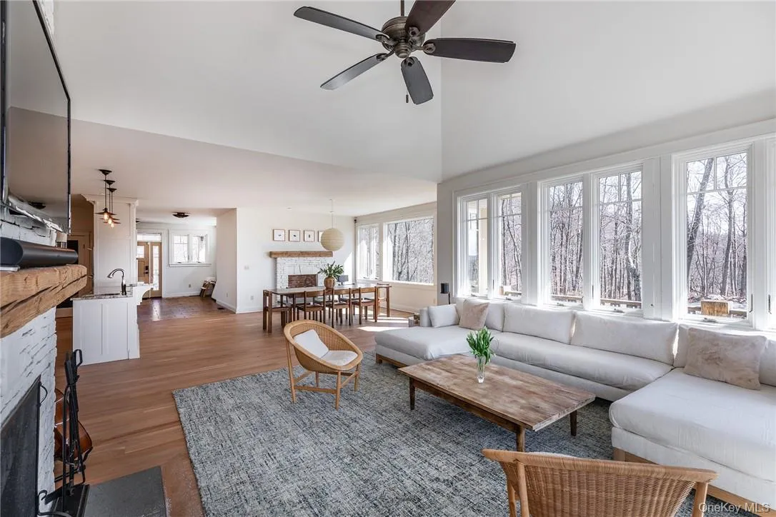 121 Quaker Hill Road, Pawling, NY, 4 Bedrooms Bedrooms, 9 Rooms Rooms,3 BathroomsBathrooms,Residential Lease,For Rent,Quaker Hill,0,967704 121 Quaker Hill Road, Pawling, NY, 4 Bedrooms Bedrooms, 9 Rooms Rooms,3 BathroomsBathrooms,Residential Lease,For Rent,Quaker Hill,0,967704