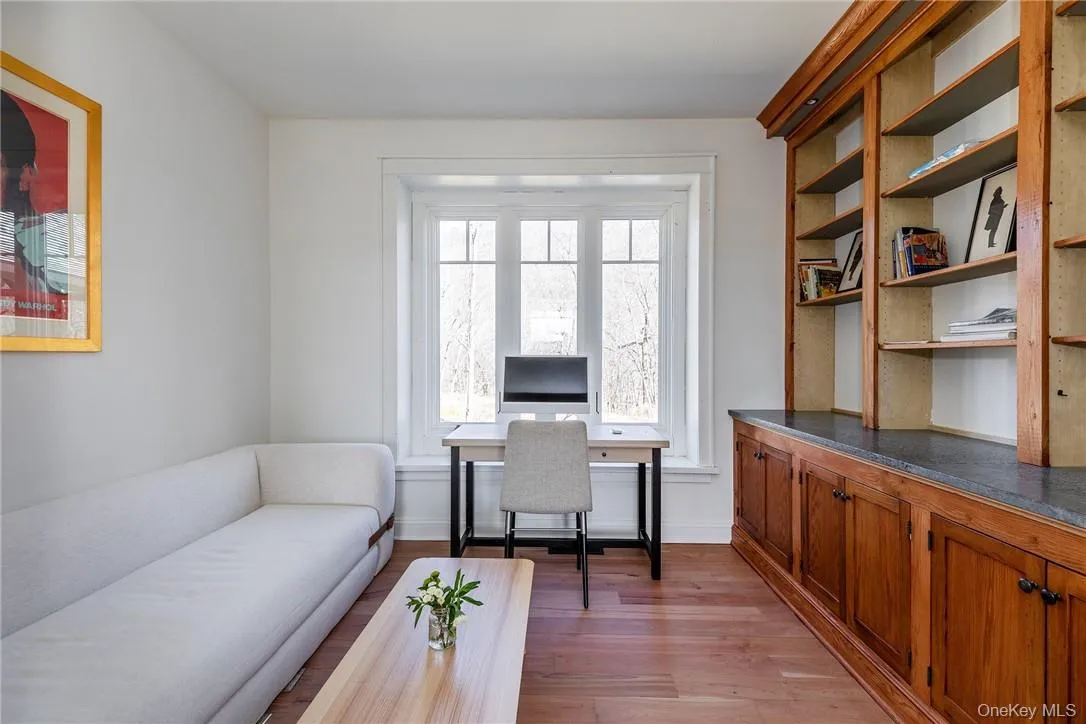 121 Quaker Hill Road, Pawling, NY, 4 Bedrooms Bedrooms, 9 Rooms Rooms,3 BathroomsBathrooms,Residential Lease,For Rent,Quaker Hill,0,967704 121 Quaker Hill Road, Pawling, NY, 4 Bedrooms Bedrooms, 9 Rooms Rooms,3 BathroomsBathrooms,Residential Lease,For Rent,Quaker Hill,0,967704