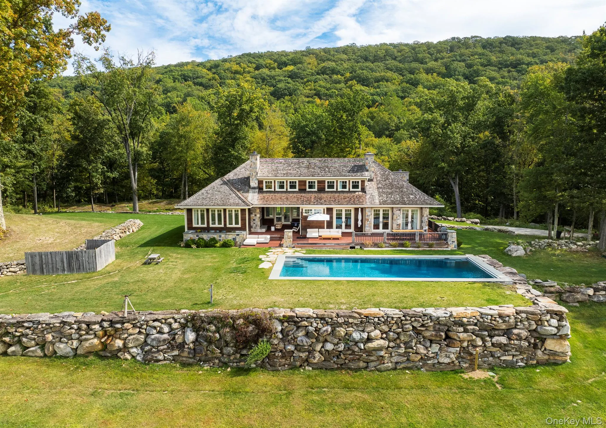 121 Quaker Hill Road, Pawling, NY, 4 Bedrooms Bedrooms, 9 Rooms Rooms,3 BathroomsBathrooms,Residential Lease,For Rent,Quaker Hill,0,967704 121 Quaker Hill Road, Pawling, NY, 4 Bedrooms Bedrooms, 9 Rooms Rooms,3 BathroomsBathrooms,Residential Lease,For Rent,Quaker Hill,0,967704