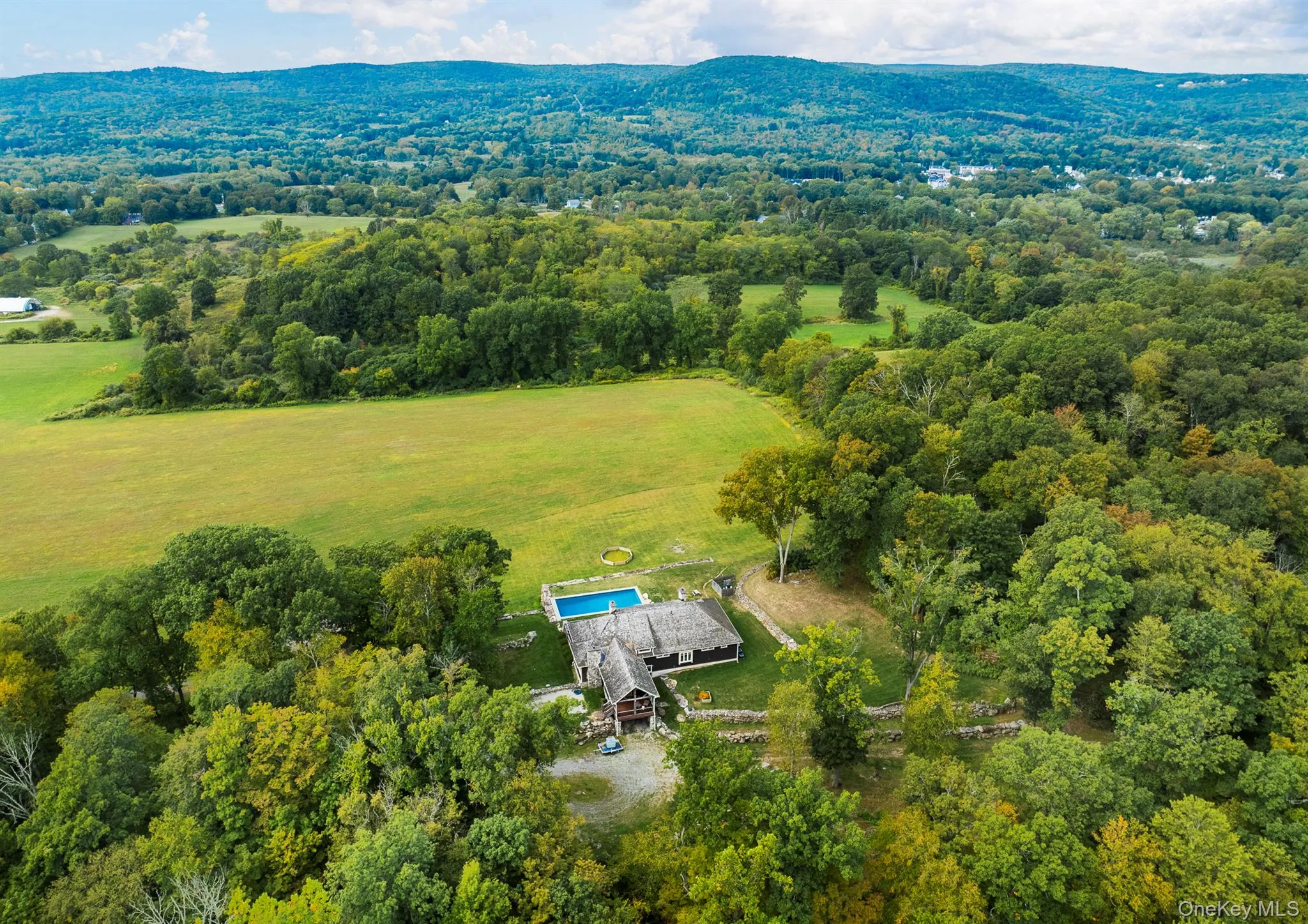 121 Quaker Hill Road, Pawling, NY, 4 Bedrooms Bedrooms, 9 Rooms Rooms,3 BathroomsBathrooms,Residential Lease,For Rent,Quaker Hill,0,967704 121 Quaker Hill Road, Pawling, NY, 4 Bedrooms Bedrooms, 9 Rooms Rooms,3 BathroomsBathrooms,Residential Lease,For Rent,Quaker Hill,0,967704