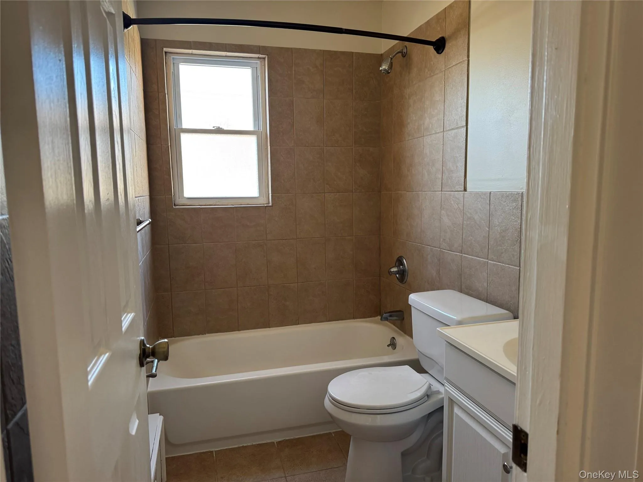 229 Middletown Road, Orangetown, NY, 1 Bedroom Bedrooms, 3 Rooms Rooms,1 BathroomBathrooms,Residential Lease,For Rent,Middletown,0,967722 229 Middletown Road, Orangetown, NY, 1 Bedroom Bedrooms, 3 Rooms Rooms,1 BathroomBathrooms,Residential Lease,For Rent,Middletown,0,967722