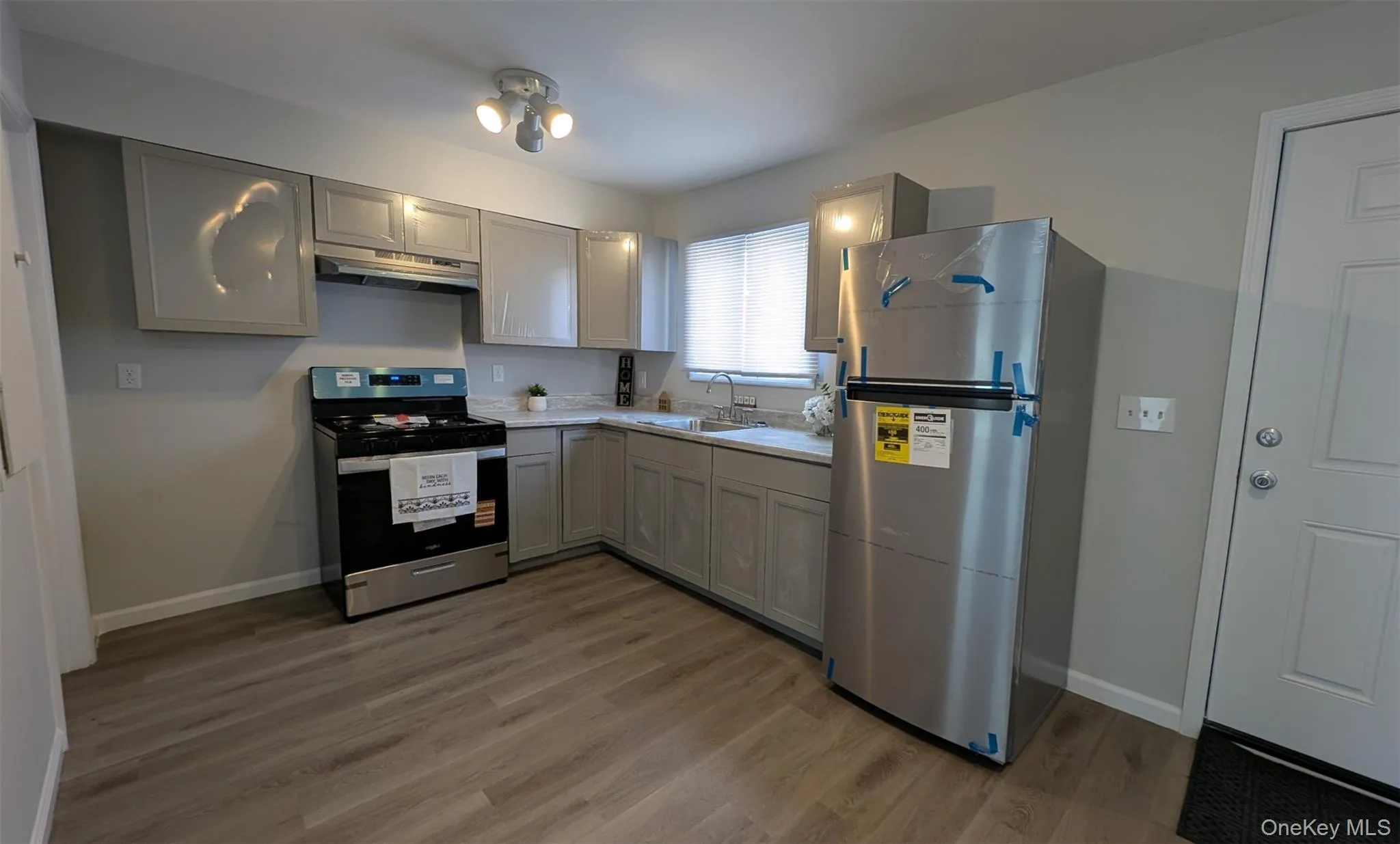 9 Park Avenue, Newburgh (city), NY, 2 Bedrooms Bedrooms, 4 Rooms Rooms,1 BathroomBathrooms,Residential Lease,For Rent,Park,0,967732 9 Park Avenue, Newburgh (city), NY, 2 Bedrooms Bedrooms, 4 Rooms Rooms,1 BathroomBathrooms,Residential Lease,For Rent,Park,0,967732