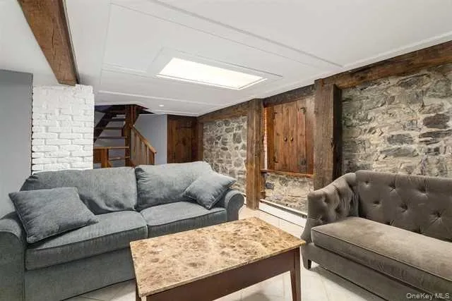 11 Old Depot Way, Stanford, NY, 1 Bedroom Bedrooms, 6 Rooms Rooms,2 BathroomsBathrooms,Residential Lease,For Rent,Old Depot Way,0,967736 11 Old Depot Way, Stanford, NY, 1 Bedroom Bedrooms, 6 Rooms Rooms,2 BathroomsBathrooms,Residential Lease,For Rent,Old Depot Way,0,967736