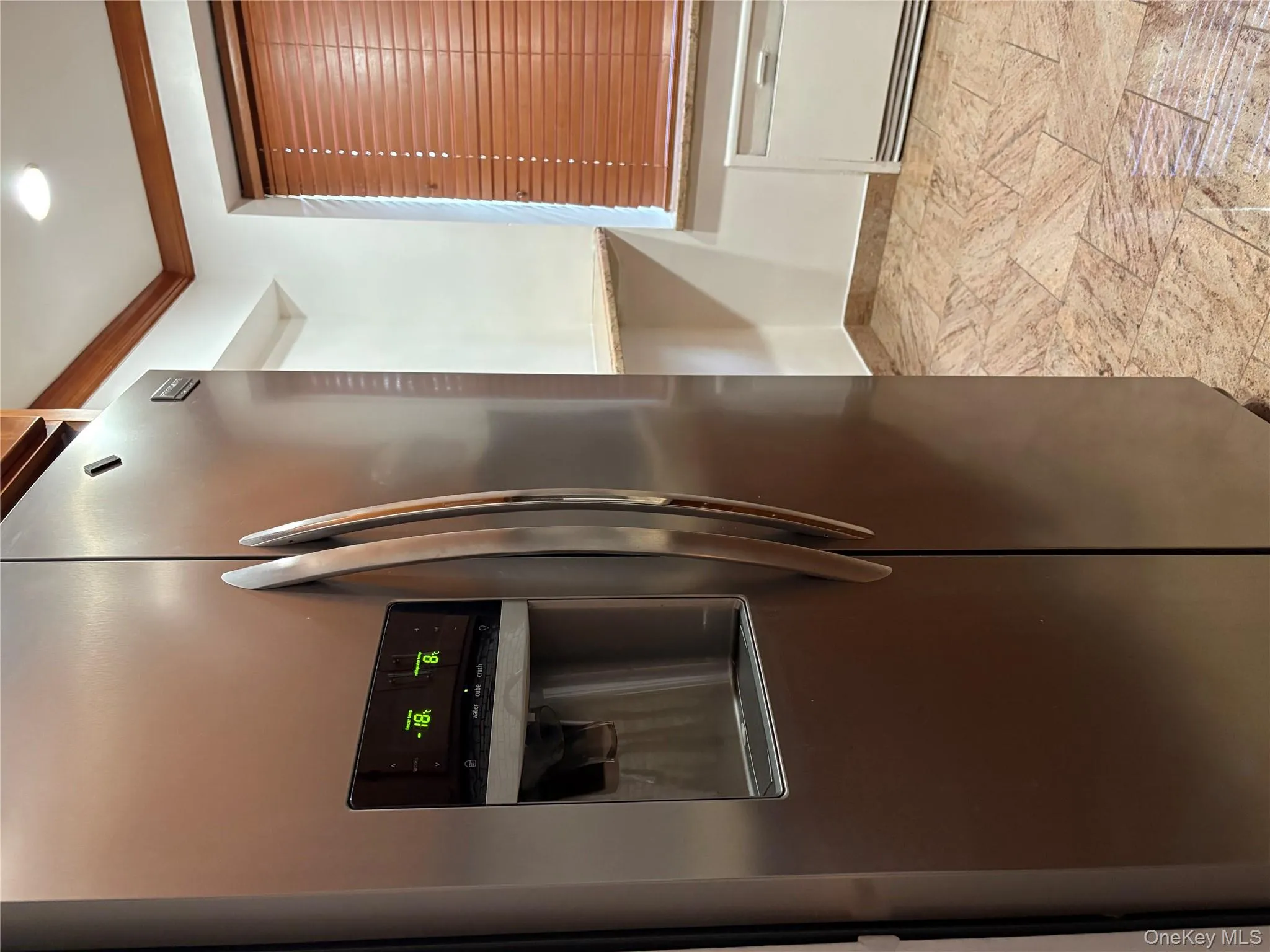 73-11 Bell Boulevard, New York, NY, 1 Bedroom Bedrooms, 3 Rooms Rooms,1 BathroomBathrooms,Residential Lease,For Rent,Bell,0,967791 73-11 Bell Boulevard, New York, NY, 1 Bedroom Bedrooms, 3 Rooms Rooms,1 BathroomBathrooms,Residential Lease,For Rent,Bell,0,967791