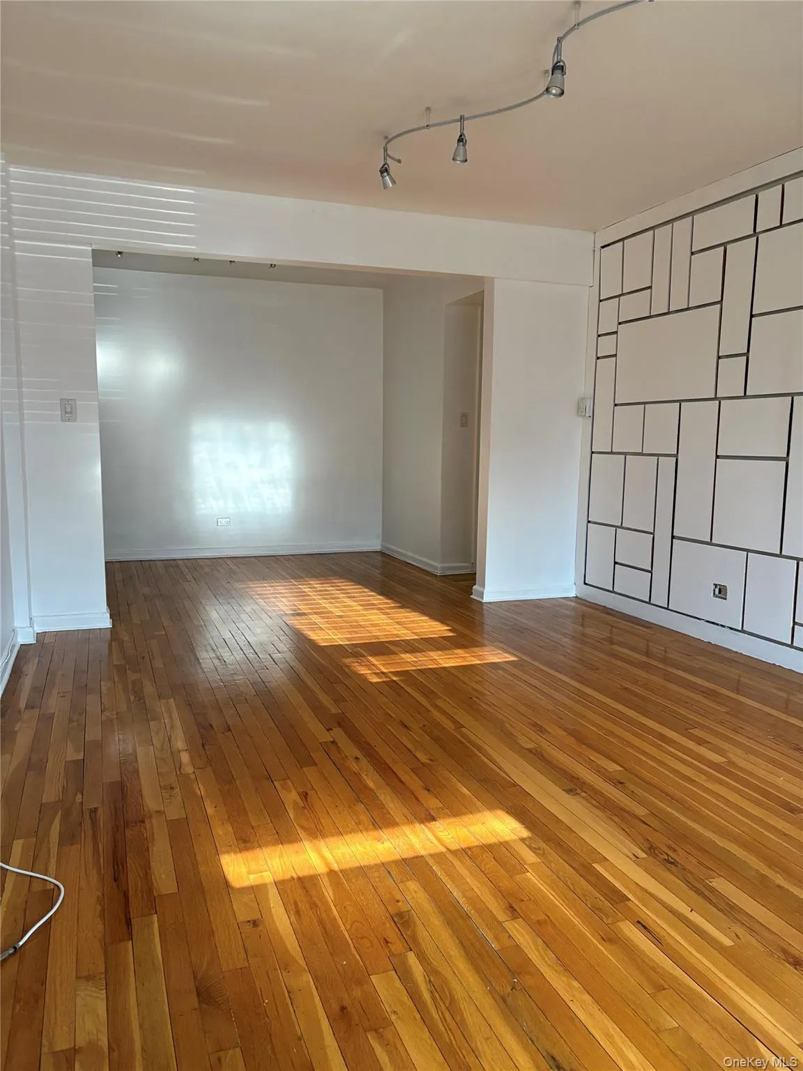 73-11 Bell Boulevard, New York, NY, 1 Bedroom Bedrooms, 3 Rooms Rooms,1 BathroomBathrooms,Residential Lease,For Rent,Bell,0,967791 73-11 Bell Boulevard, New York, NY, 1 Bedroom Bedrooms, 3 Rooms Rooms,1 BathroomBathrooms,Residential Lease,For Rent,Bell,0,967791