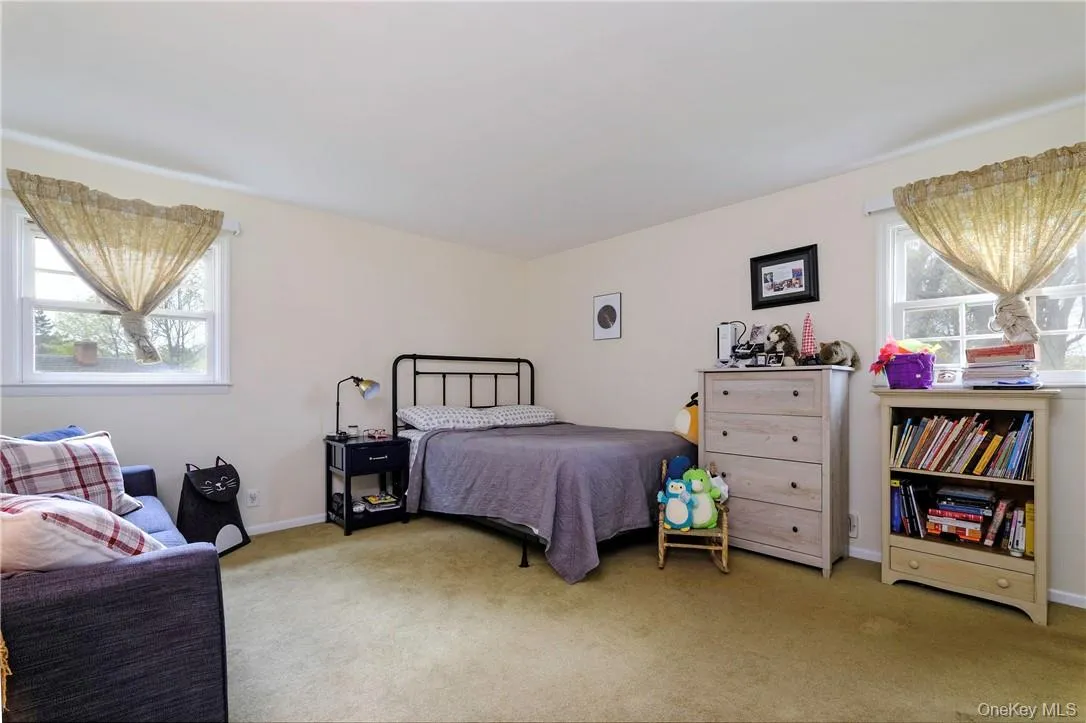 Bedrom #3 w/en suite bathroom Bedrom #3 w/en suite bathroom