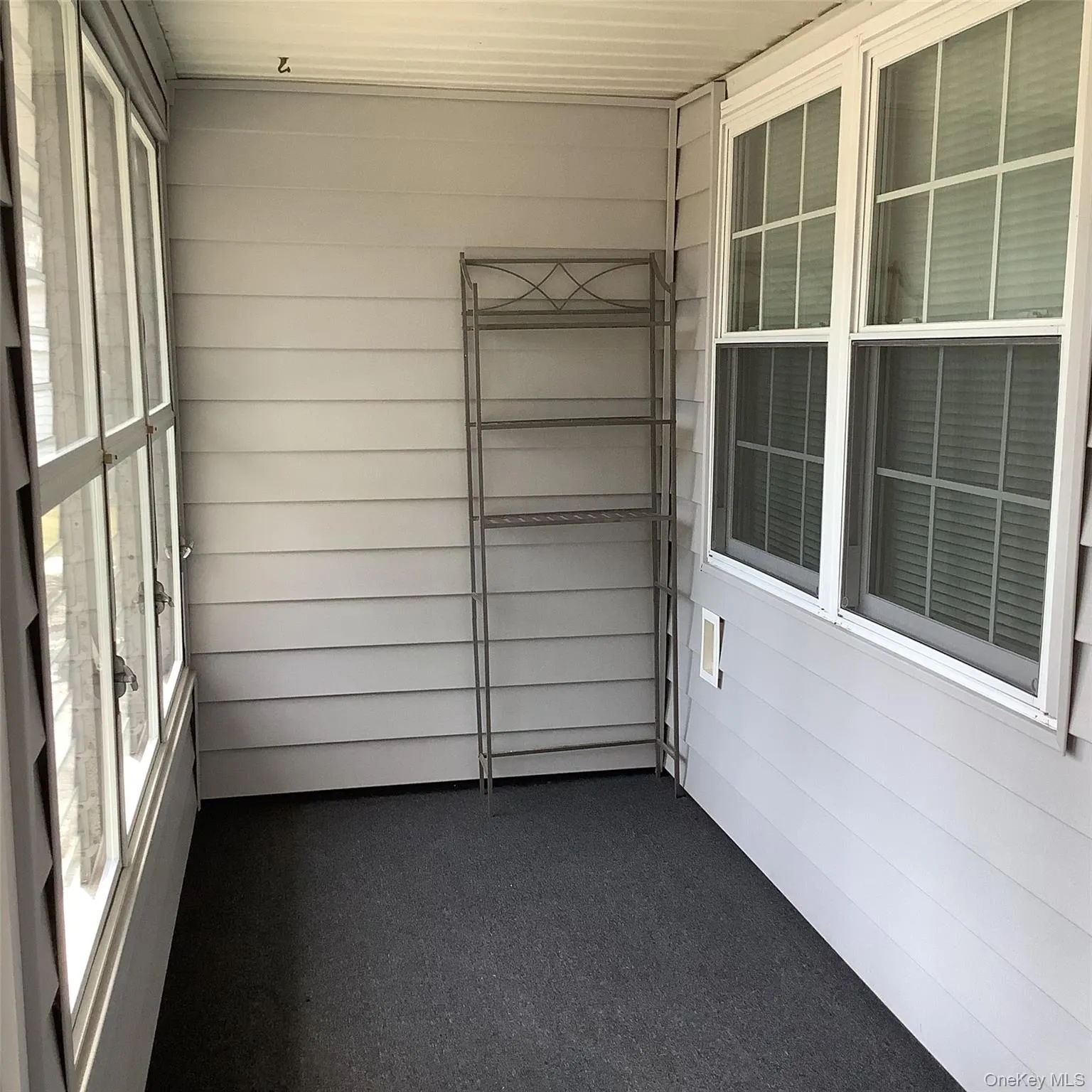197 Newcastle Court, Brookhaven, NY, 1 Bedroom Bedrooms, 4 Rooms Rooms,1 BathroomBathrooms,Residential Lease,For Rent,Newcastle,0,967797 197 Newcastle Court, Brookhaven, NY, 1 Bedroom Bedrooms, 4 Rooms Rooms,1 BathroomBathrooms,Residential Lease,For Rent,Newcastle,0,967797