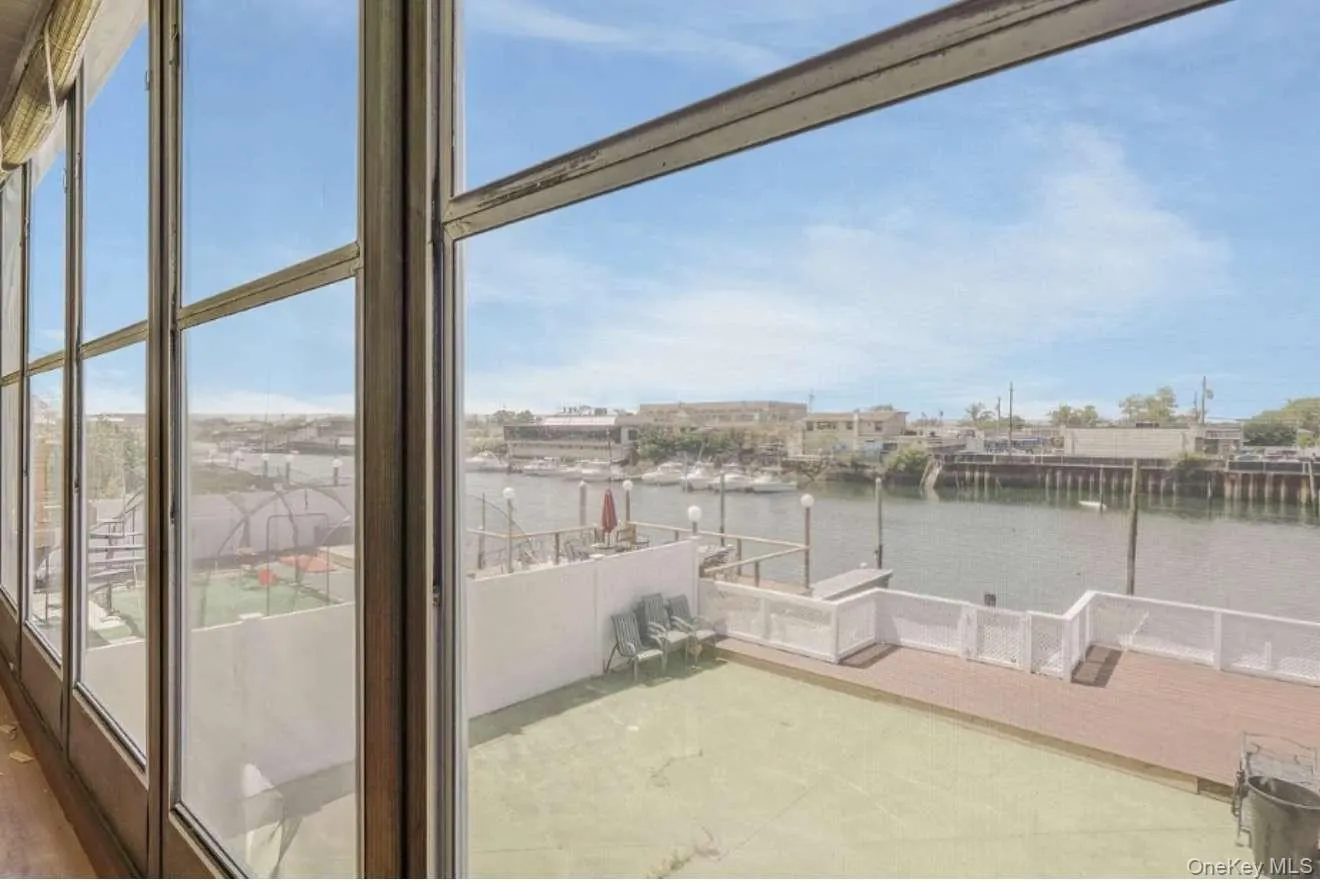 159-40 95th Street, New York, NY, 4 Bedrooms Bedrooms, 8 Rooms Rooms,2 BathroomsBathrooms,Residential,For Rent,95th,0,967807 159-40 95th Street, New York, NY, 4 Bedrooms Bedrooms, 8 Rooms Rooms,2 BathroomsBathrooms,Residential,For Rent,95th,0,967807