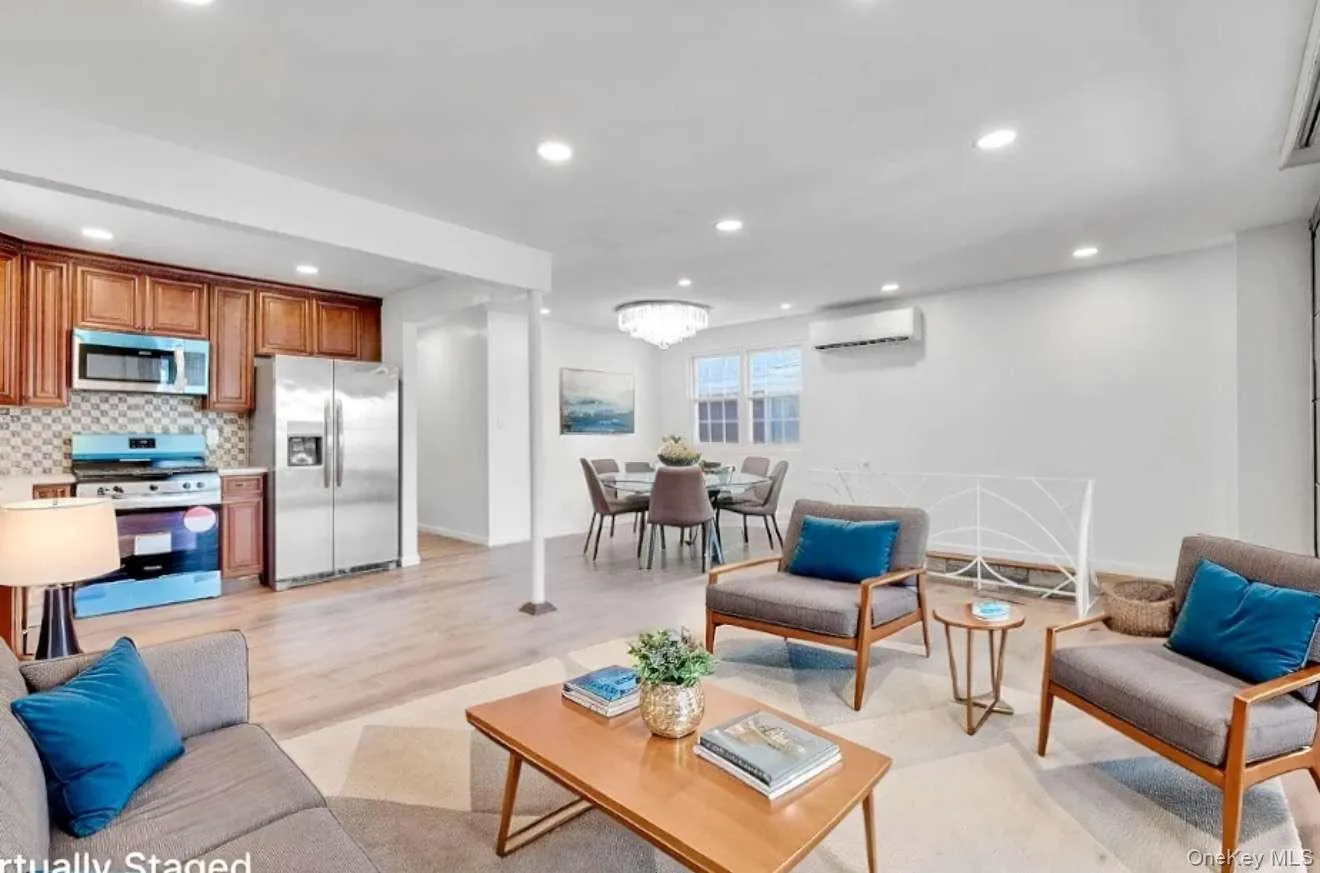 159-40 95th Street, New York, NY, 4 Bedrooms Bedrooms, 8 Rooms Rooms,2 BathroomsBathrooms,Residential,For Rent,95th,0,967807 159-40 95th Street, New York, NY, 4 Bedrooms Bedrooms, 8 Rooms Rooms,2 BathroomsBathrooms,Residential,For Rent,95th,0,967807