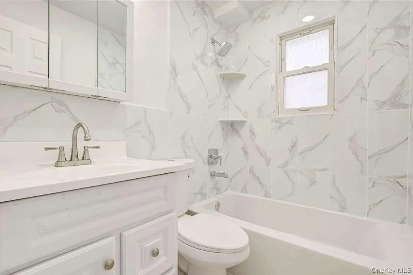159-40 95th Street, New York, NY, 4 Bedrooms Bedrooms, 8 Rooms Rooms,2 BathroomsBathrooms,Residential,For Rent,95th,0,967807 159-40 95th Street, New York, NY, 4 Bedrooms Bedrooms, 8 Rooms Rooms,2 BathroomsBathrooms,Residential,For Rent,95th,0,967807