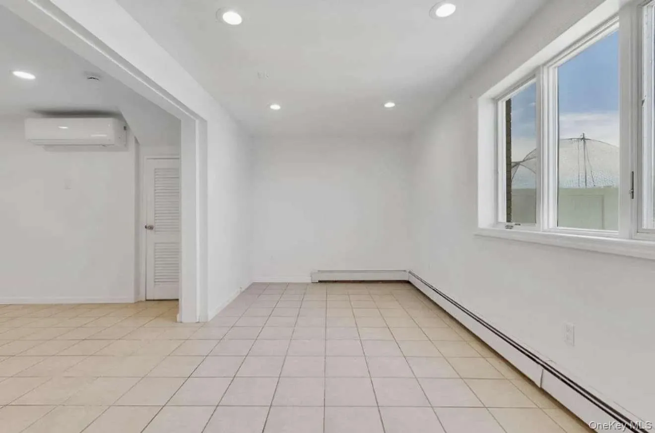 159-40 95th Street, New York, NY, 4 Bedrooms Bedrooms, 8 Rooms Rooms,2 BathroomsBathrooms,Residential,For Rent,95th,0,967807 159-40 95th Street, New York, NY, 4 Bedrooms Bedrooms, 8 Rooms Rooms,2 BathroomsBathrooms,Residential,For Rent,95th,0,967807