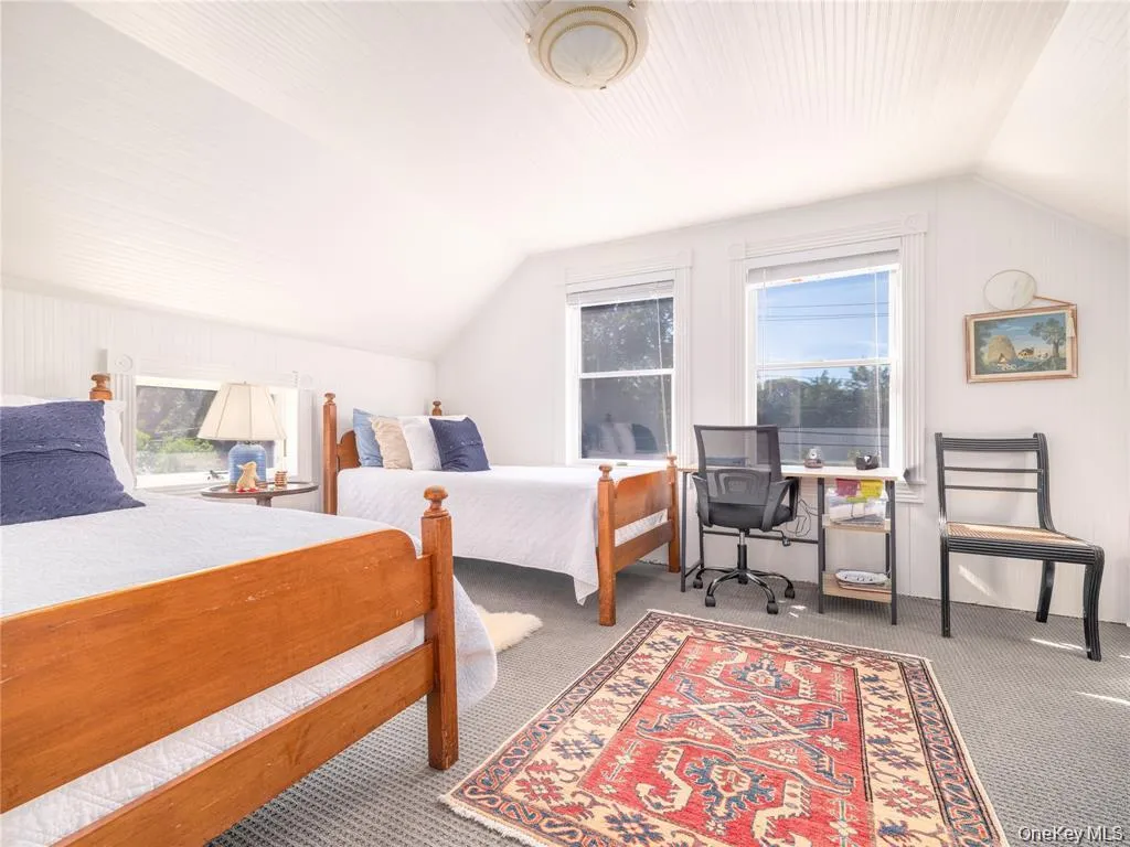 3275 Skunk Lane, Southold, NY, 4 Bedrooms Bedrooms, 6 Rooms Rooms,1 BathroomBathrooms,Residential,For Rent,Skunk,0,967817 3275 Skunk Lane, Southold, NY, 4 Bedrooms Bedrooms, 6 Rooms Rooms,1 BathroomBathrooms,Residential,For Rent,Skunk,0,967817