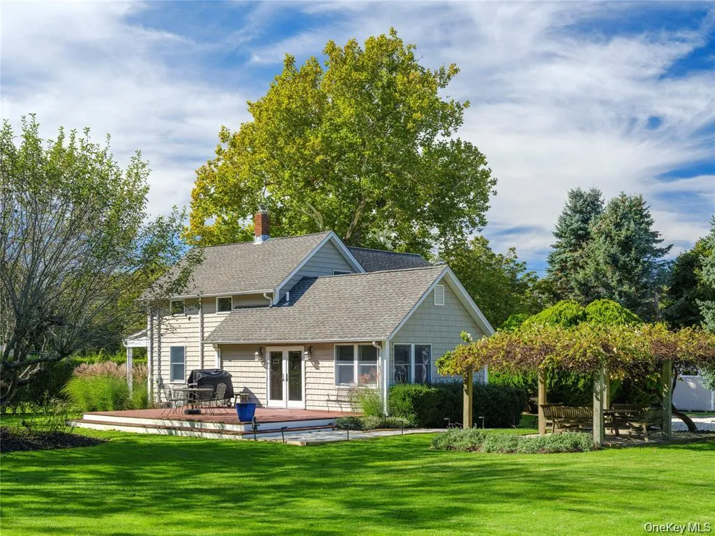 3275 Skunk Lane, Southold, NY, 4 Bedrooms Bedrooms, 6 Rooms Rooms,1 BathroomBathrooms,Residential,For Rent,Skunk,0,967817 3275 Skunk Lane, Southold, NY, 4 Bedrooms Bedrooms, 6 Rooms Rooms,1 BathroomBathrooms,Residential,For Rent,Skunk,0,967817